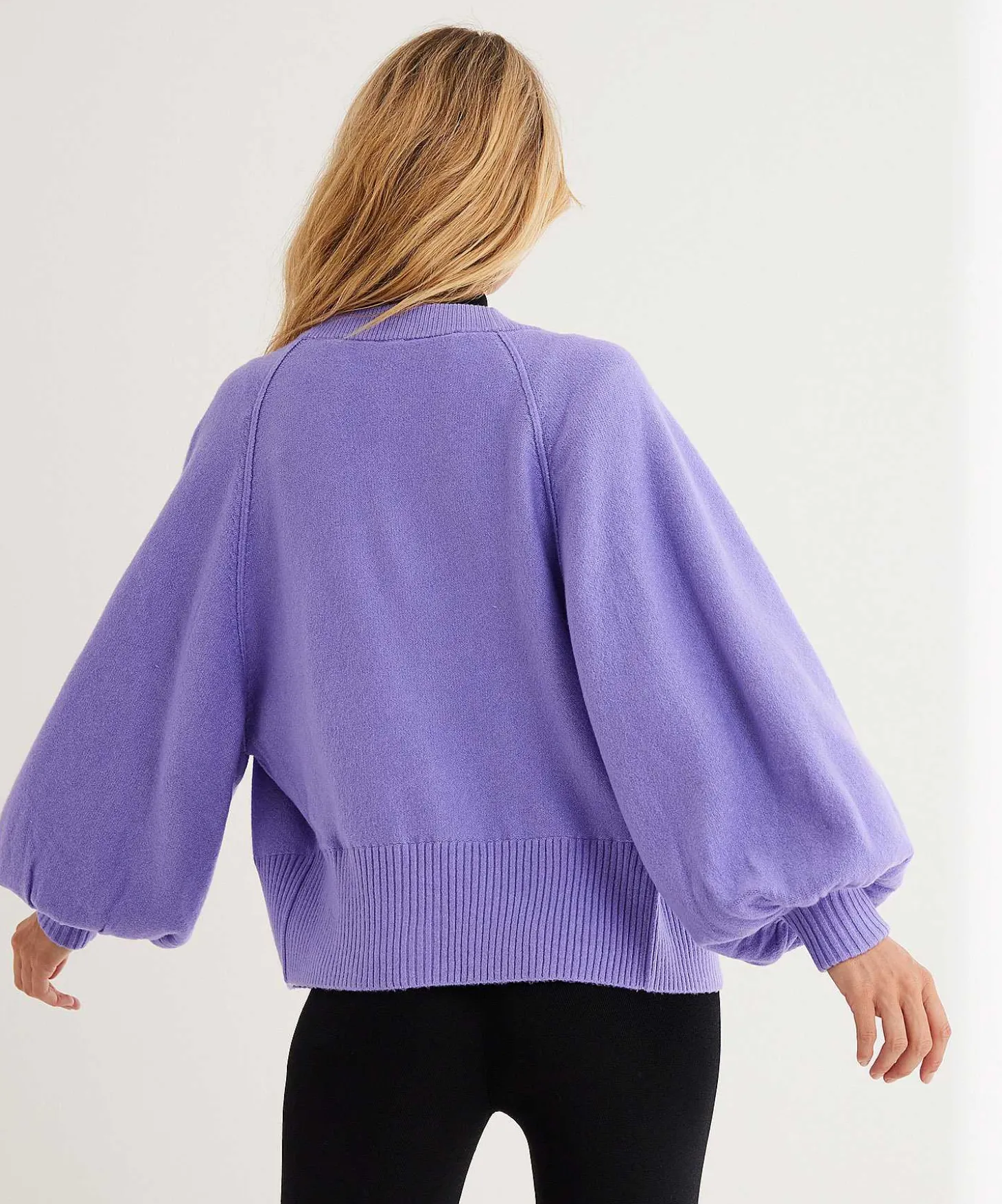 beaumont_cardigan_oversiz_1.webp Beaumont Cardigan Oversized Balloon Sleeve Sage*BEAUMONT APPAREL Best Sale
