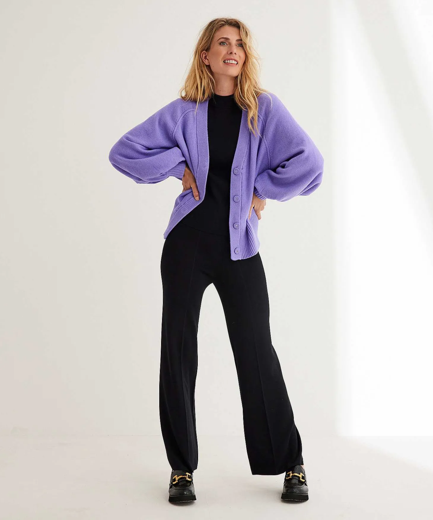 beaumont_cardigan_oversiz_3.webp Beaumont Cardigan Oversized Balloon Sleeve Sage*BEAUMONT APPAREL Best Sale