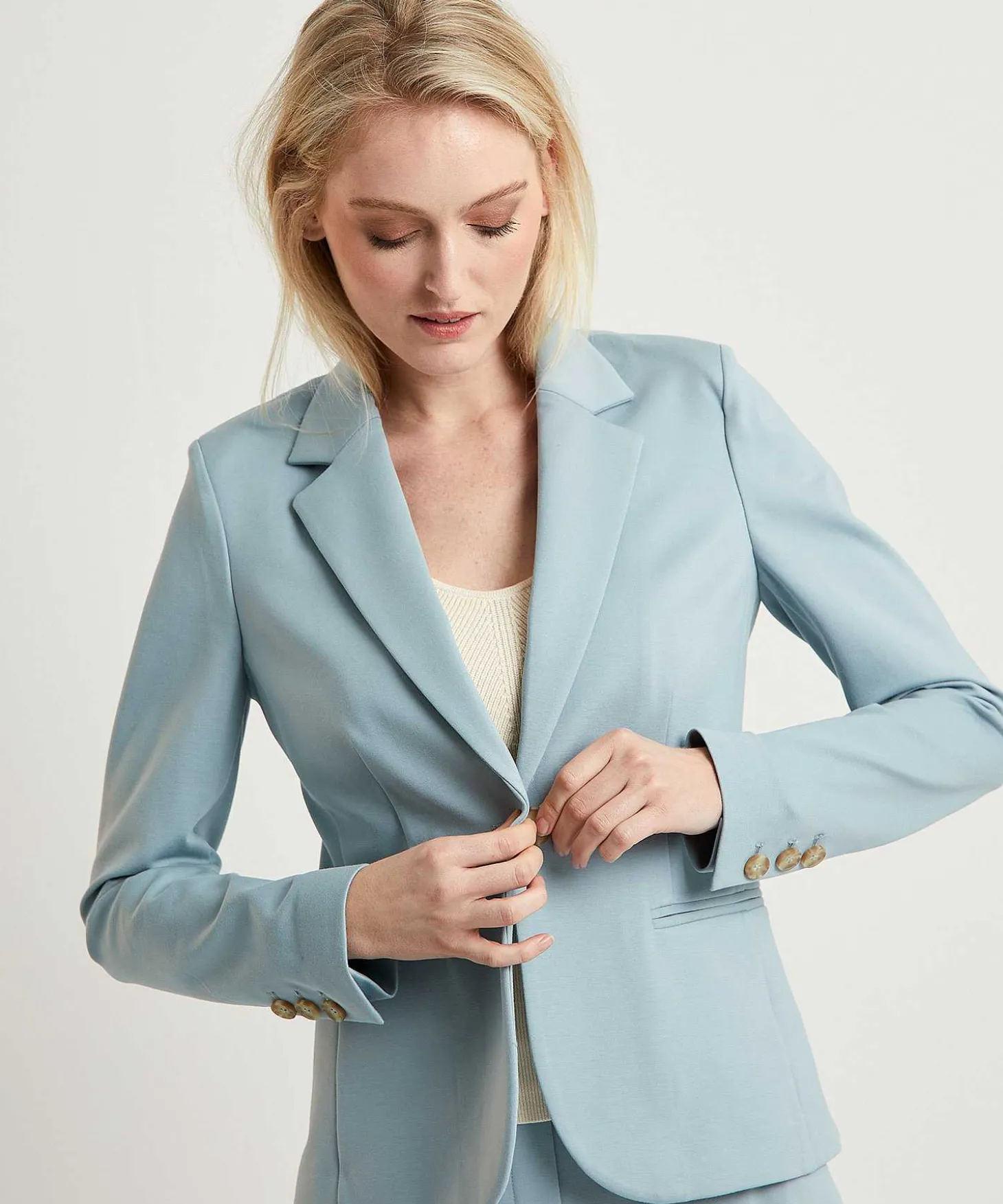 beaumont_jersey_blazer_pe_0.webp Beaumont Jersey Blazer Petit*BEAUMONT APPAREL Best Sale