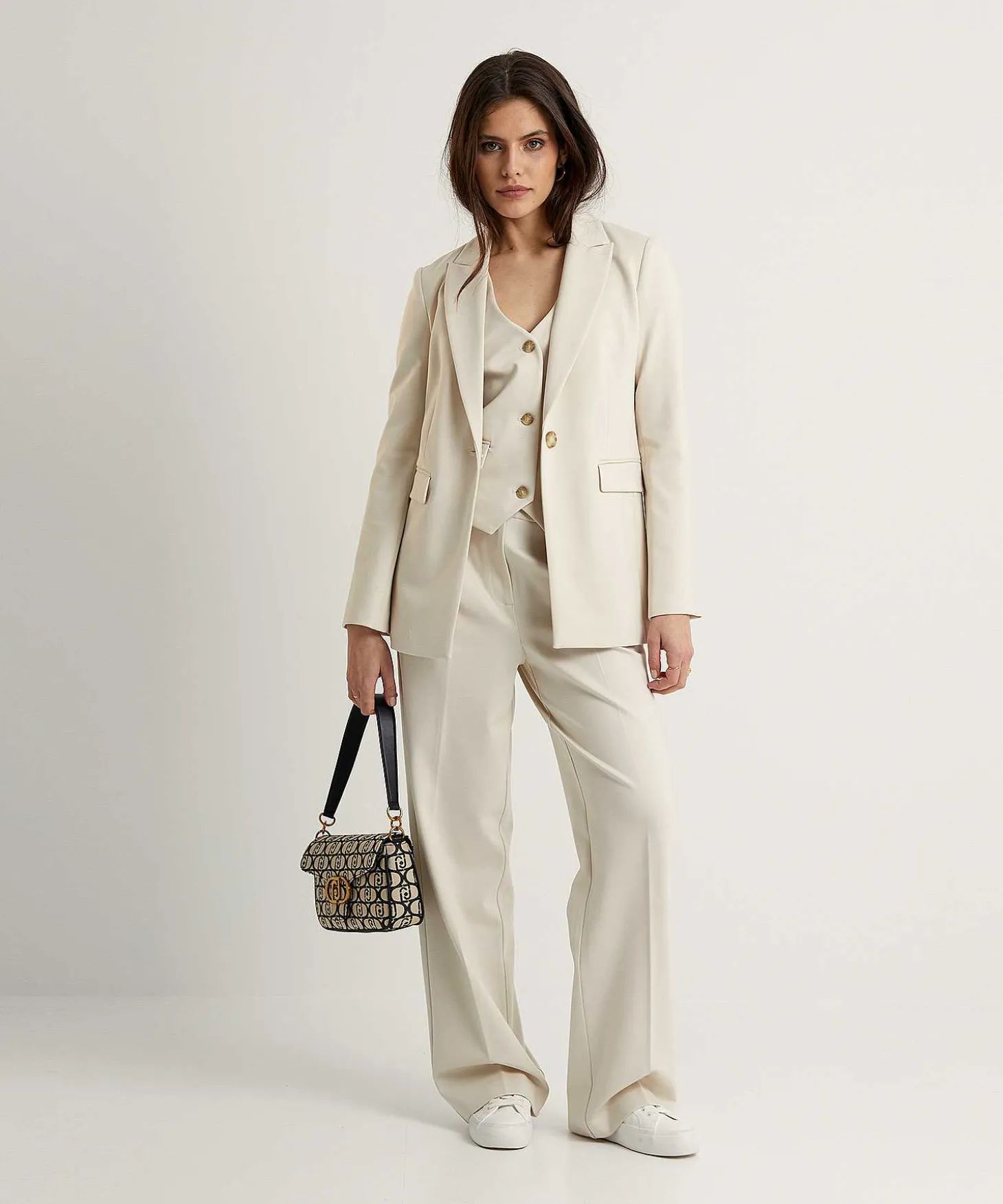 beaumont_oversized_jersey_1-1.webp Beaumont Oversized Jersey Blazer Tatum*BEAUMONT APPAREL Best Sale