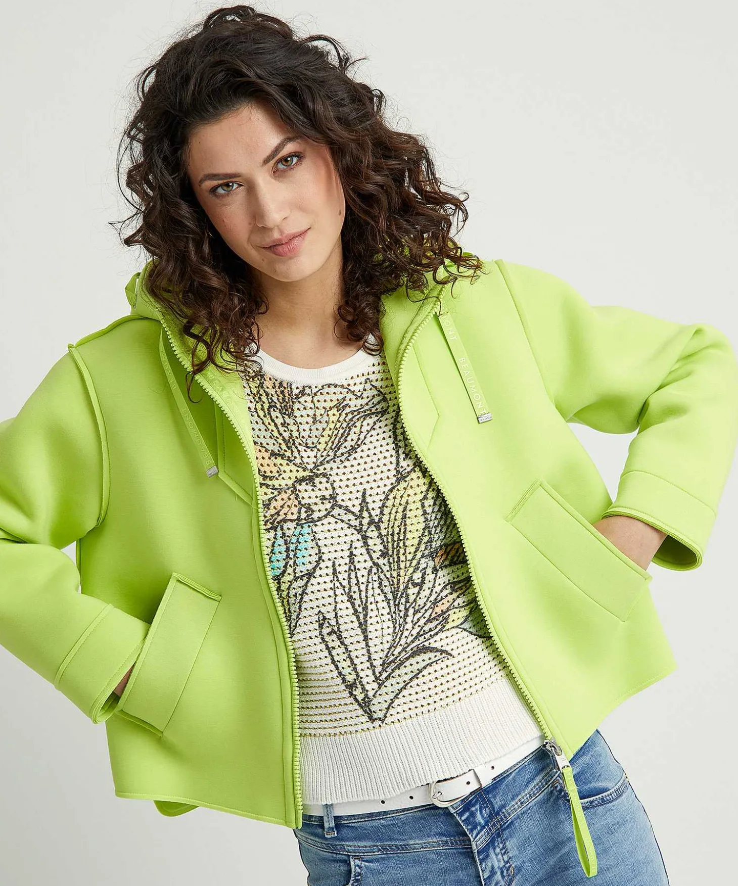 beaumont_short_scuba_jack_2-1.webp Short Scuba Jacket Elsa*Beaumont Flash Sale