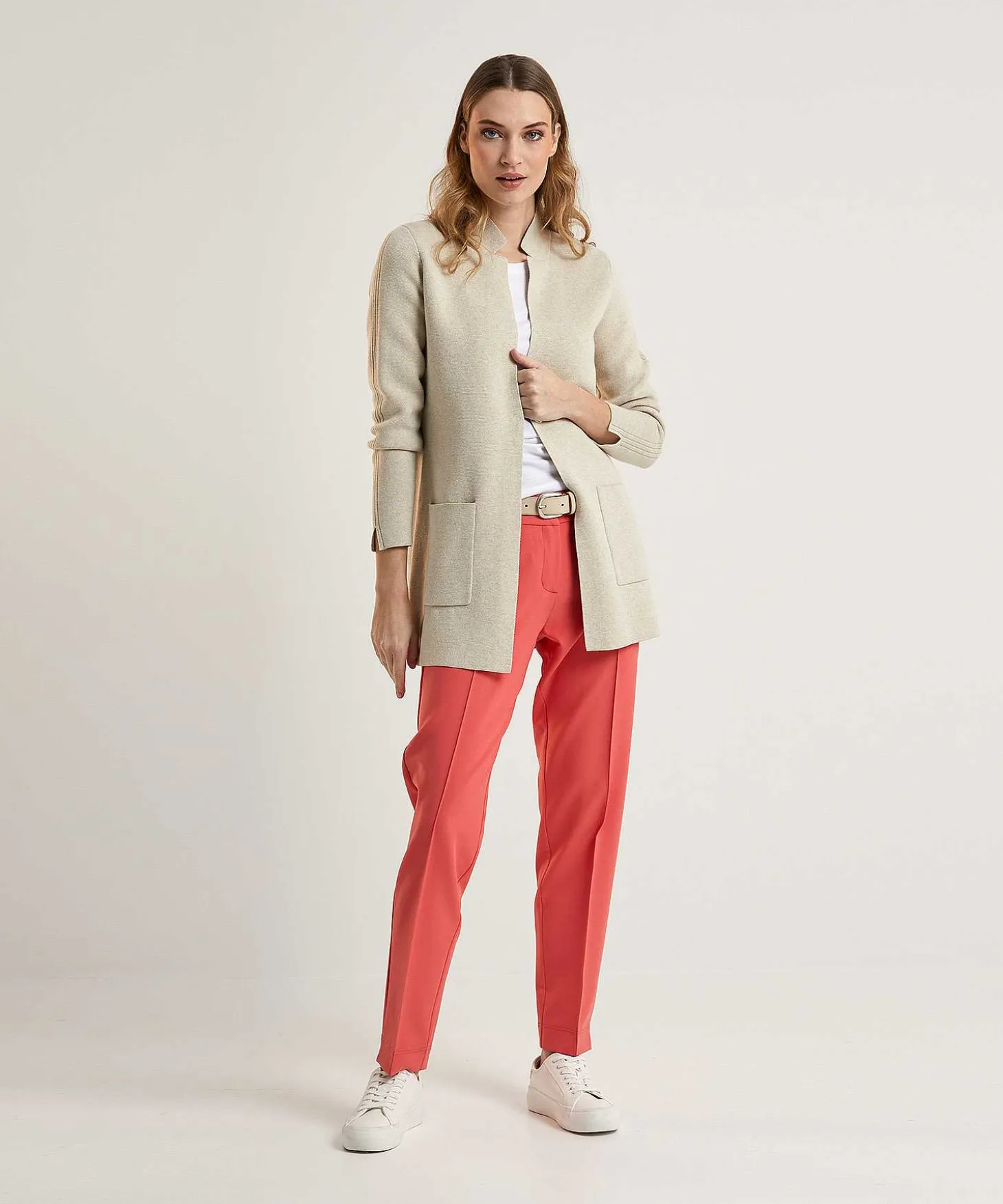 blazer_vest_medium_lengt_2-2.webp Blazer Vest Medium Length Puntaknit** New