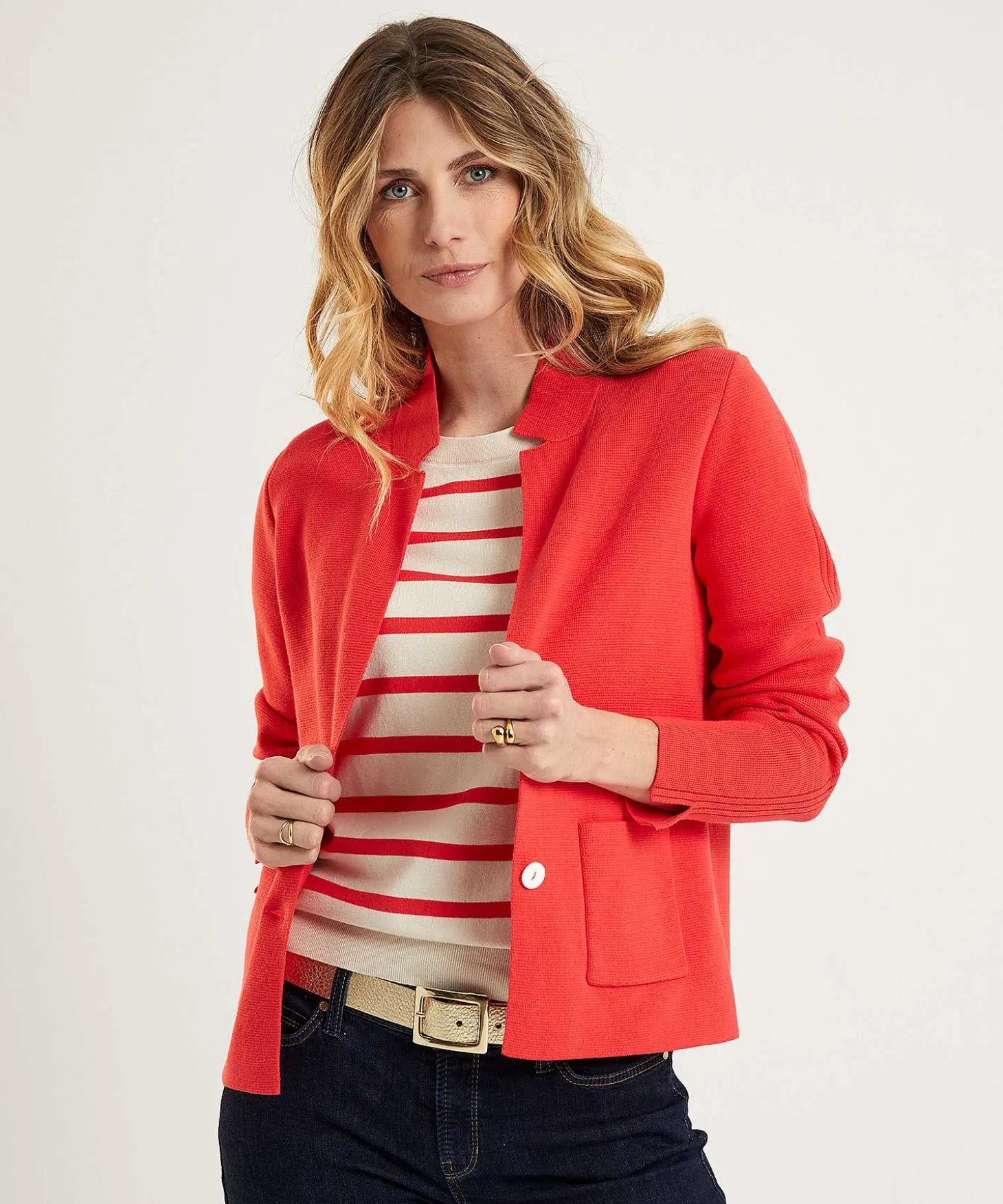 blazer_vest_puntaknit_2-3.webp Blazer Vest Puntaknit** New