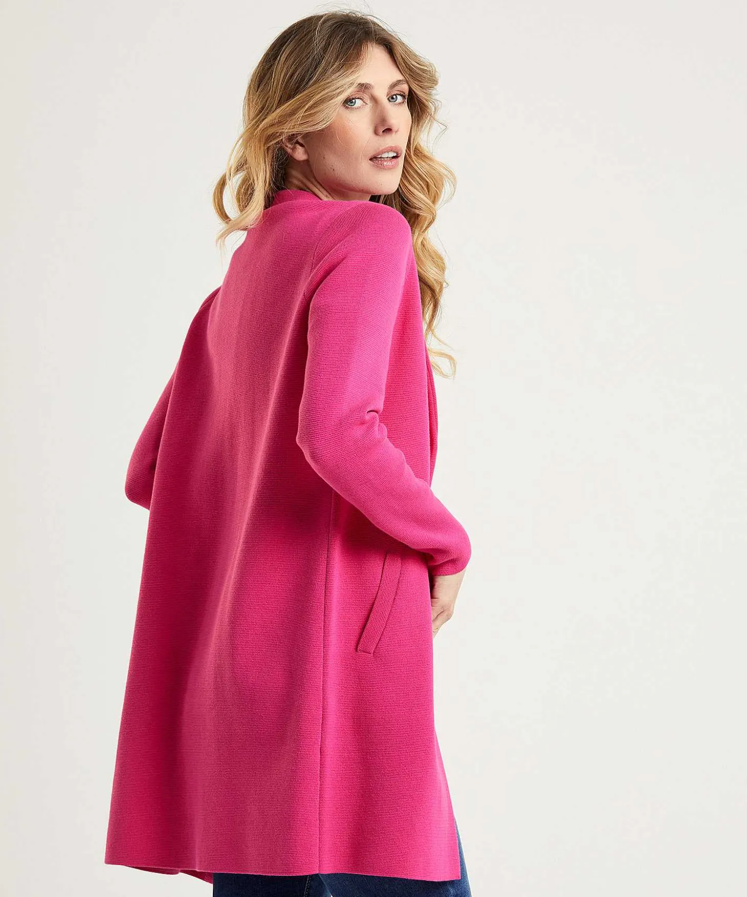 blazer_vest_puntaknit_lo_0-1.webp Blazer Vest Puntaknit Long** Store