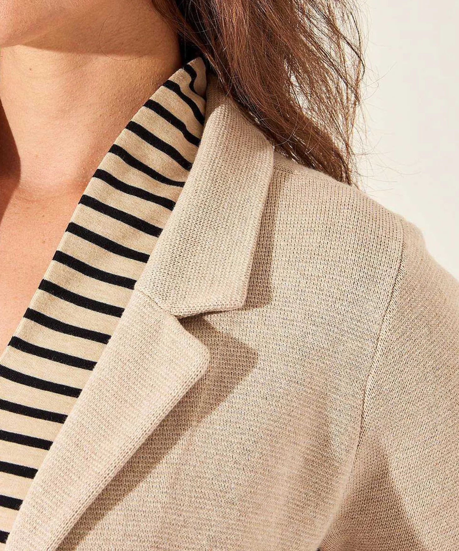 blazer_vest_puntaknit_lo_0-2.webp Blazer Vest Puntaknit Long** Hot