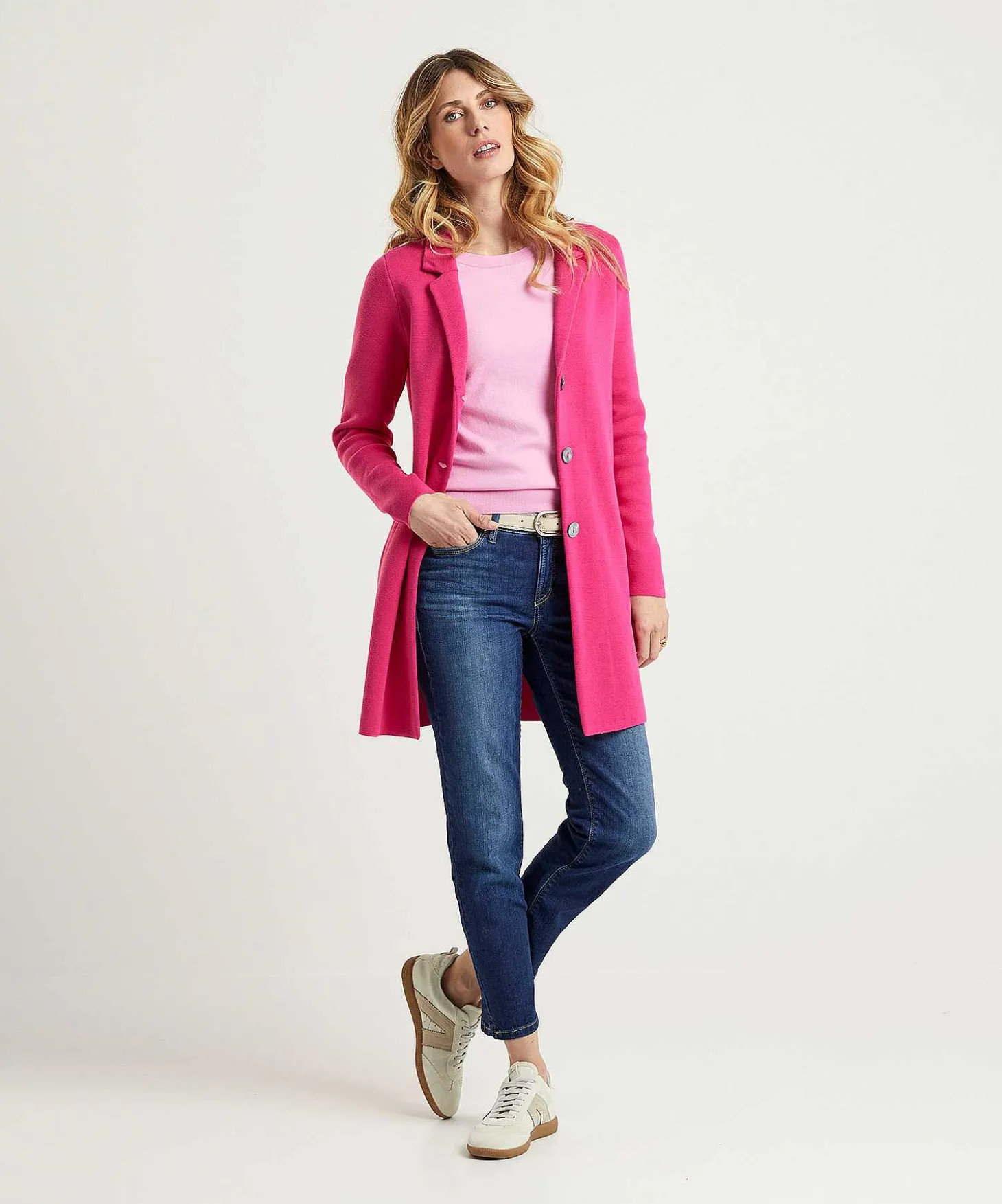 blazer_vest_puntaknit_lo_2-1.webp Blazer Vest Puntaknit Long** Store