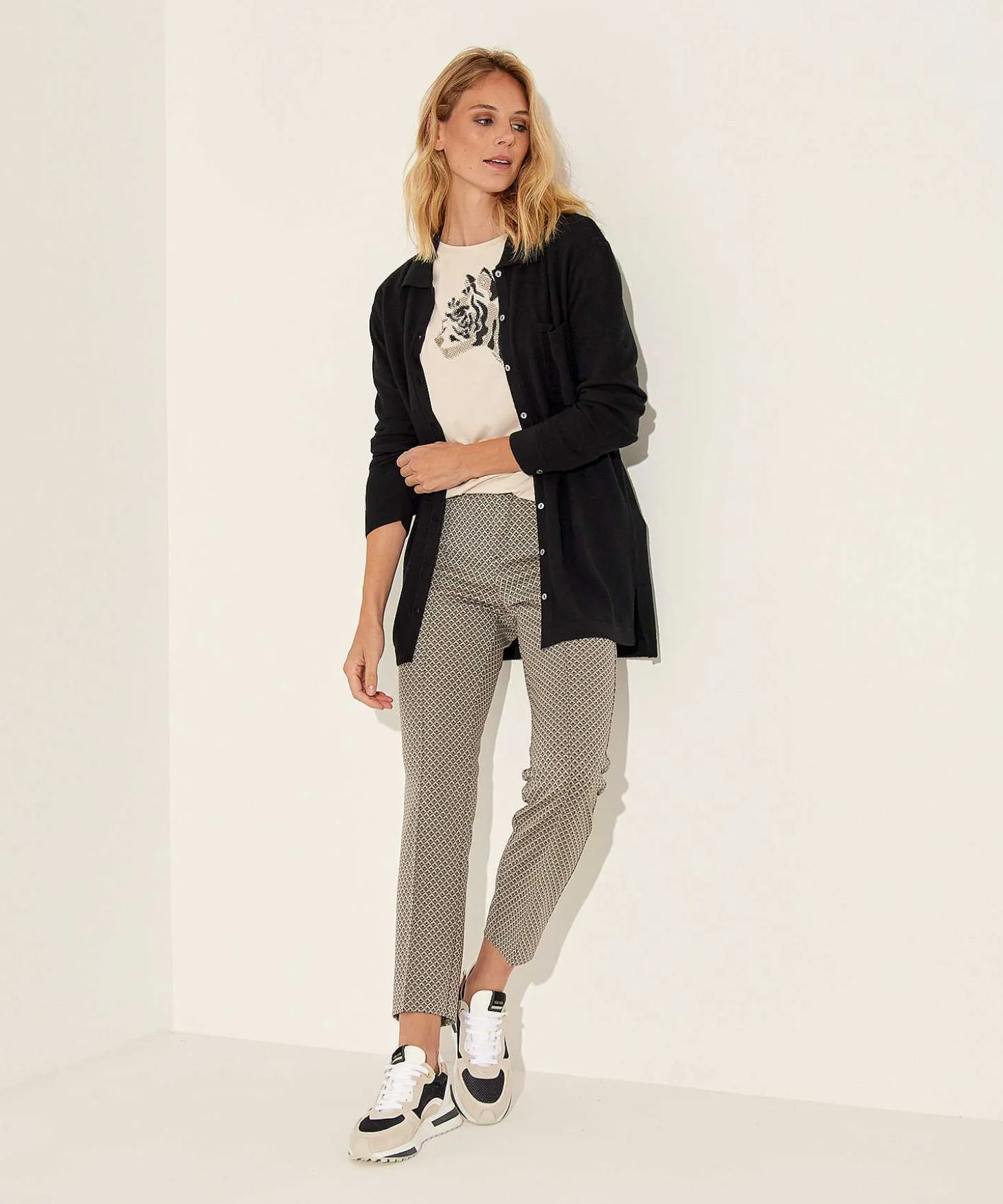 blouse_cardigan_long_2-1.webp Blouse Cardigan Long** New