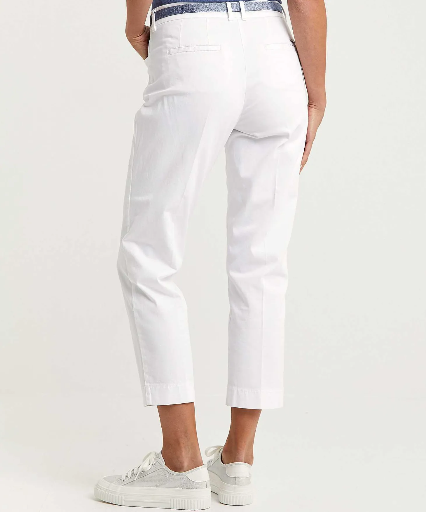 brax_cropped_chino_mara_1.webp Cropped Chino Mara*Brax Shop
