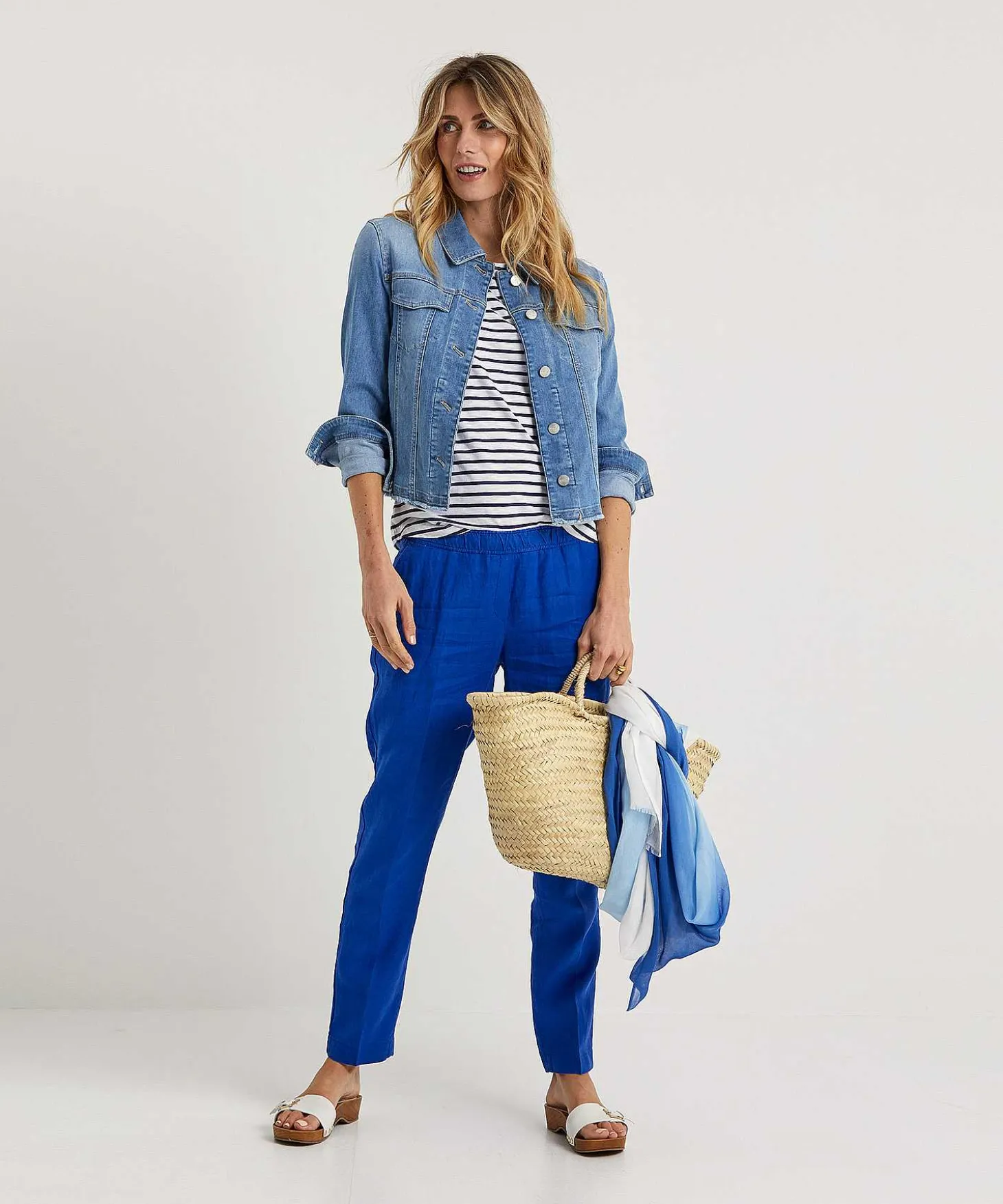 brax_cropped_linen_chino__0.webp Cropped Linen Chino Maron*Brax Clearance
