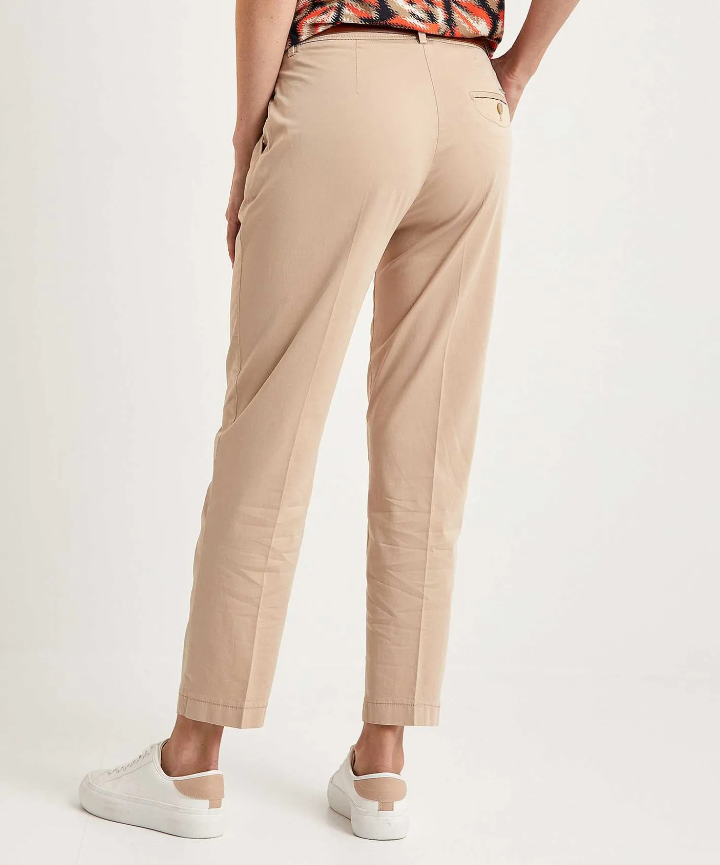brax_cropped_ultra_light__1.webp Cropped Ultra Light Chino Maron*Brax Sale