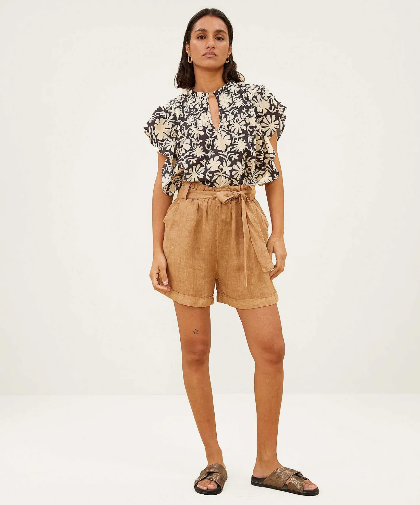 bybar_linen_short_belt_ju_1-1.webp Linen Short Belt June*By-Bar Clearance
