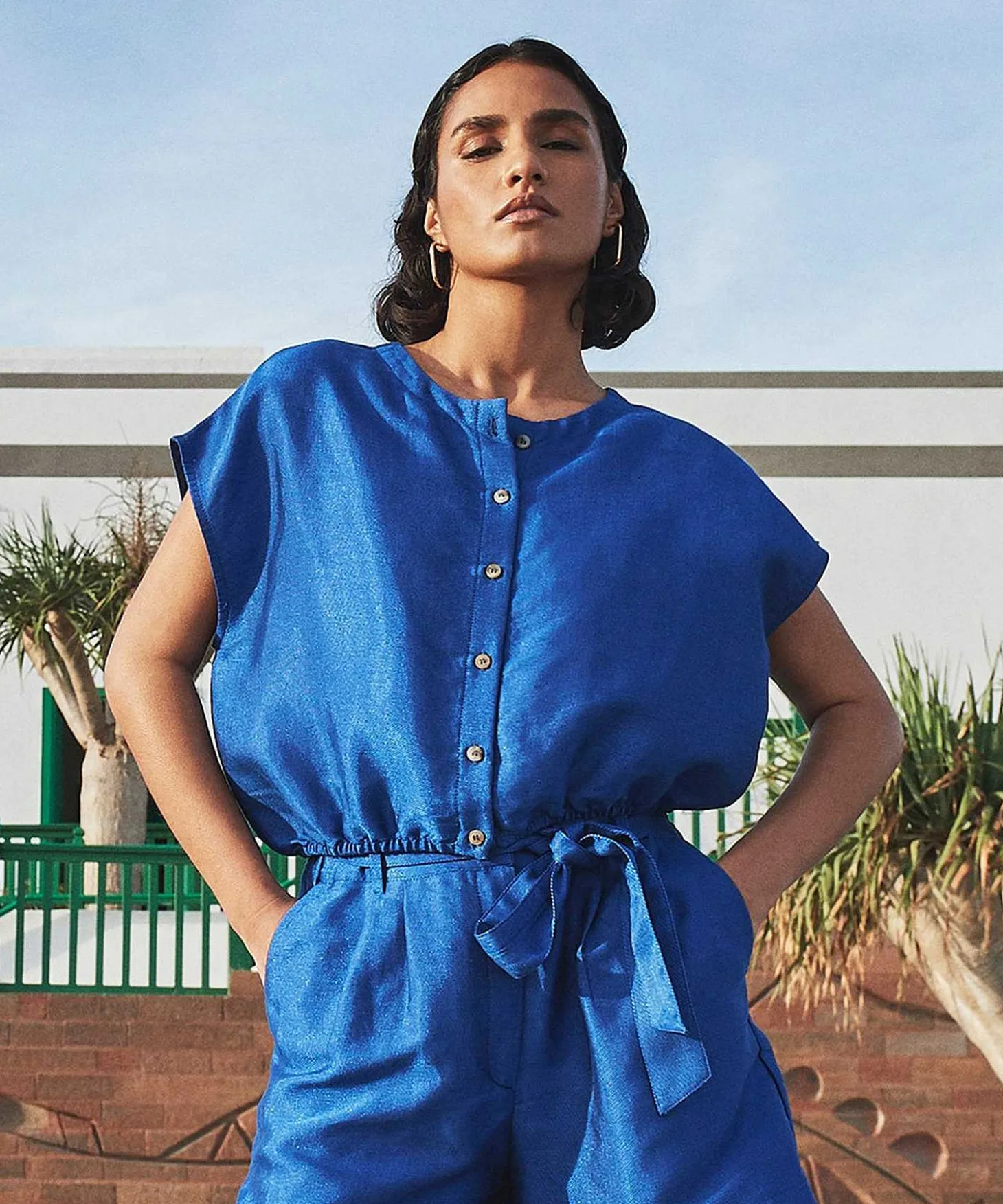 bybar_shiny_cropped_blous_1.webp Shiny Cropped Blouse Lode Gloss*By-Bar New
