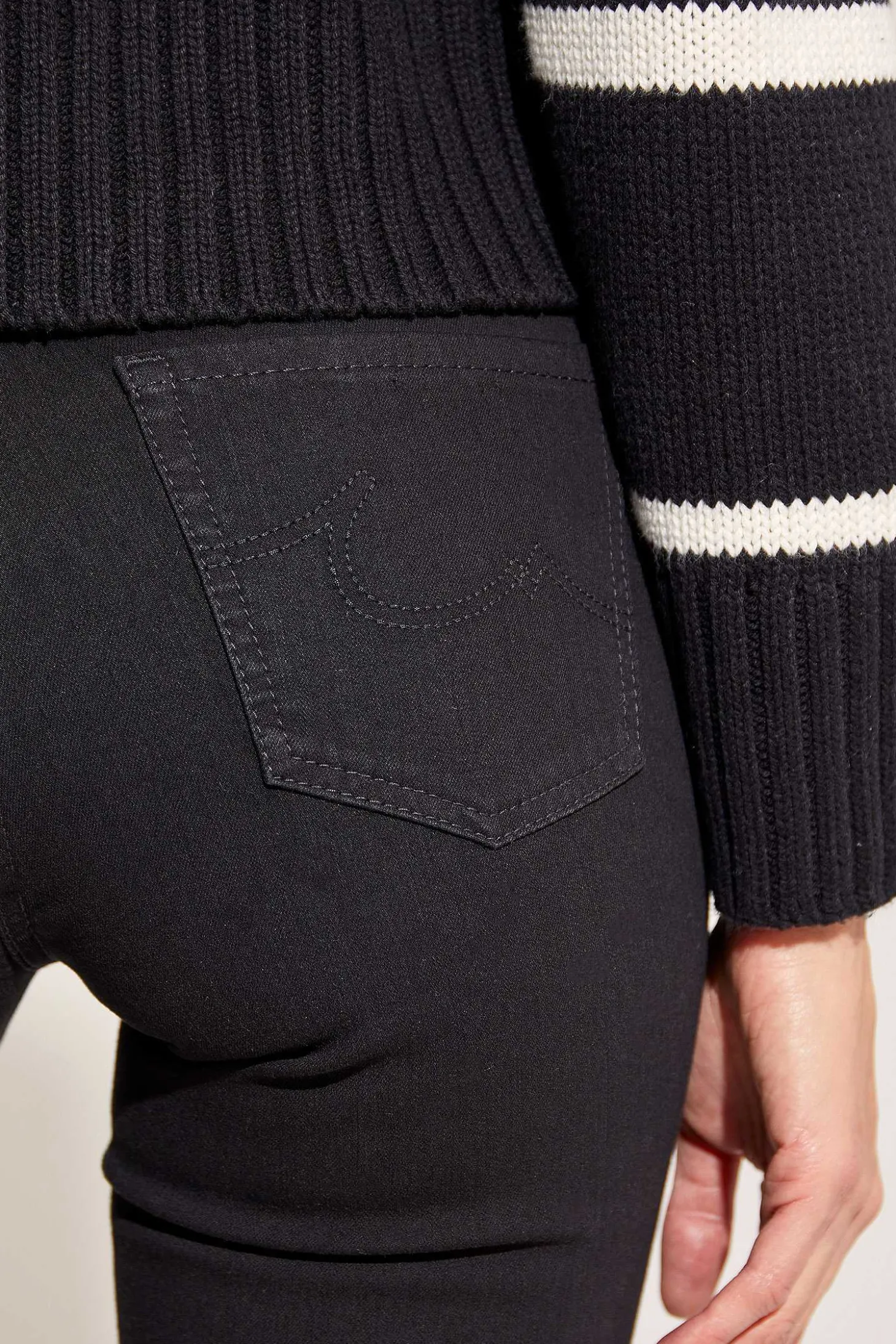 cambio_comfort_jeans_parl_3.webp Comfort Jeans Parla*Cambio Flash Sale