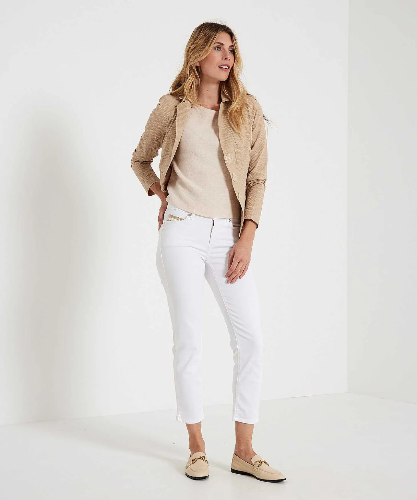 cambio_cropped_pants_rhin_1.webp Cropped Pants Rhinestone Detail Piper*Cambio Fashion