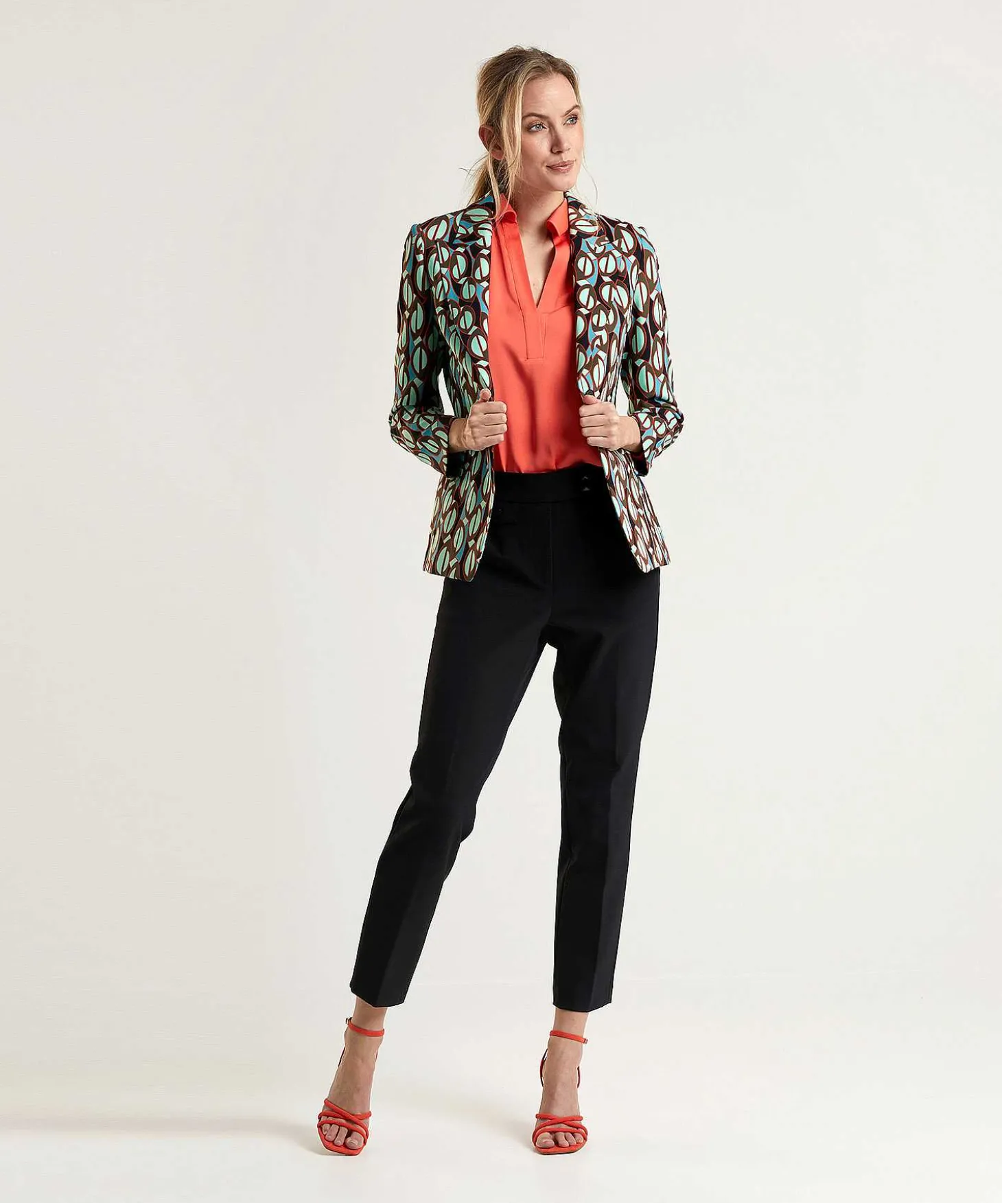 cambio_cropped_pants_scar_2.webp Cropped Pants Scarlet*Cambio Outlet