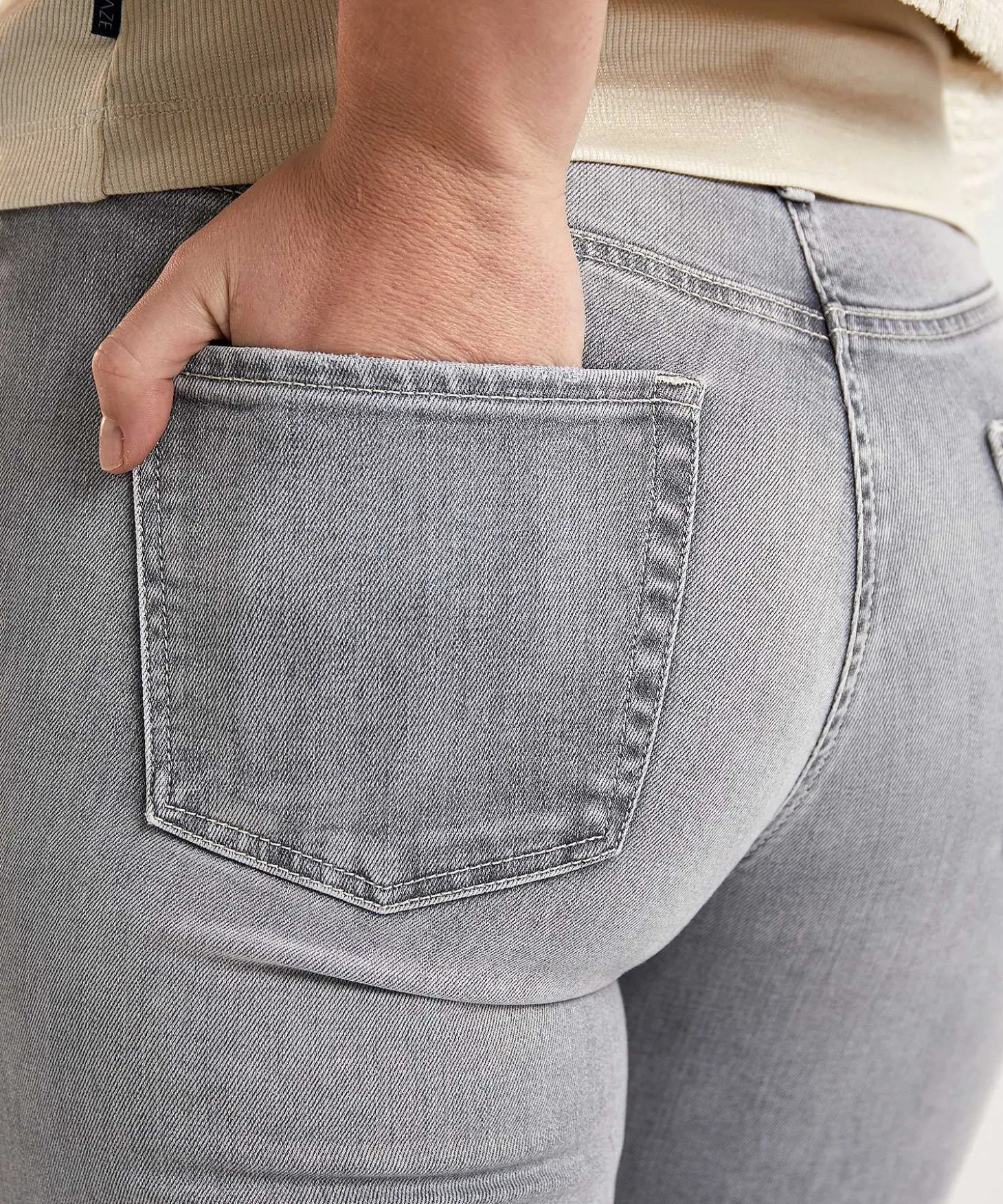 cambio_flared_jeans_paris_2-1.webp Flared Jeans Paris*Cambio Store