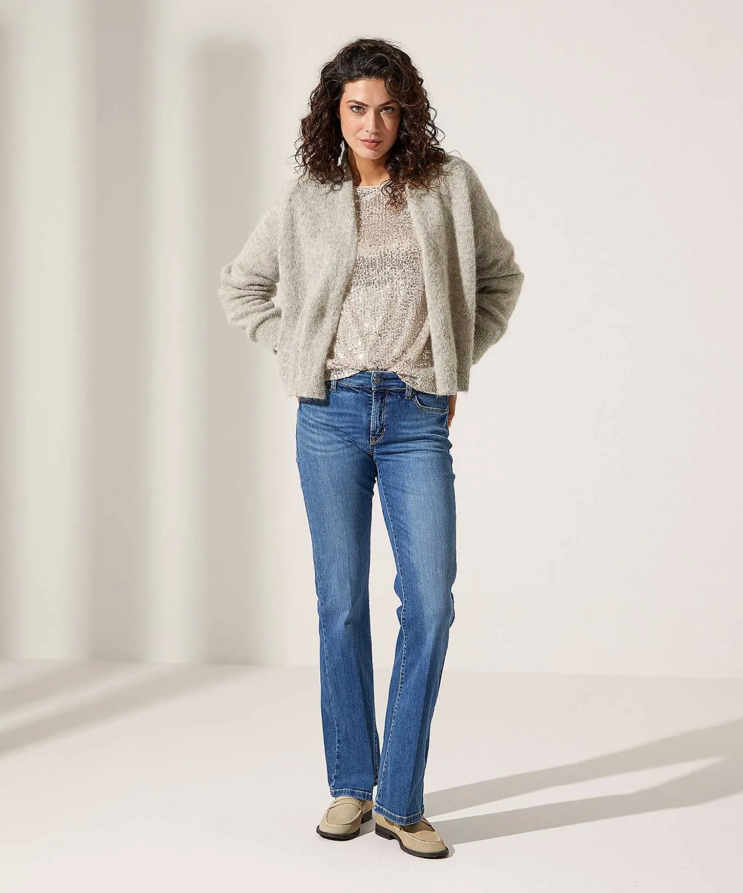 cambio_flared_jeans_paris_3-4.webp Flared Jeans Paris*Cambio Hot