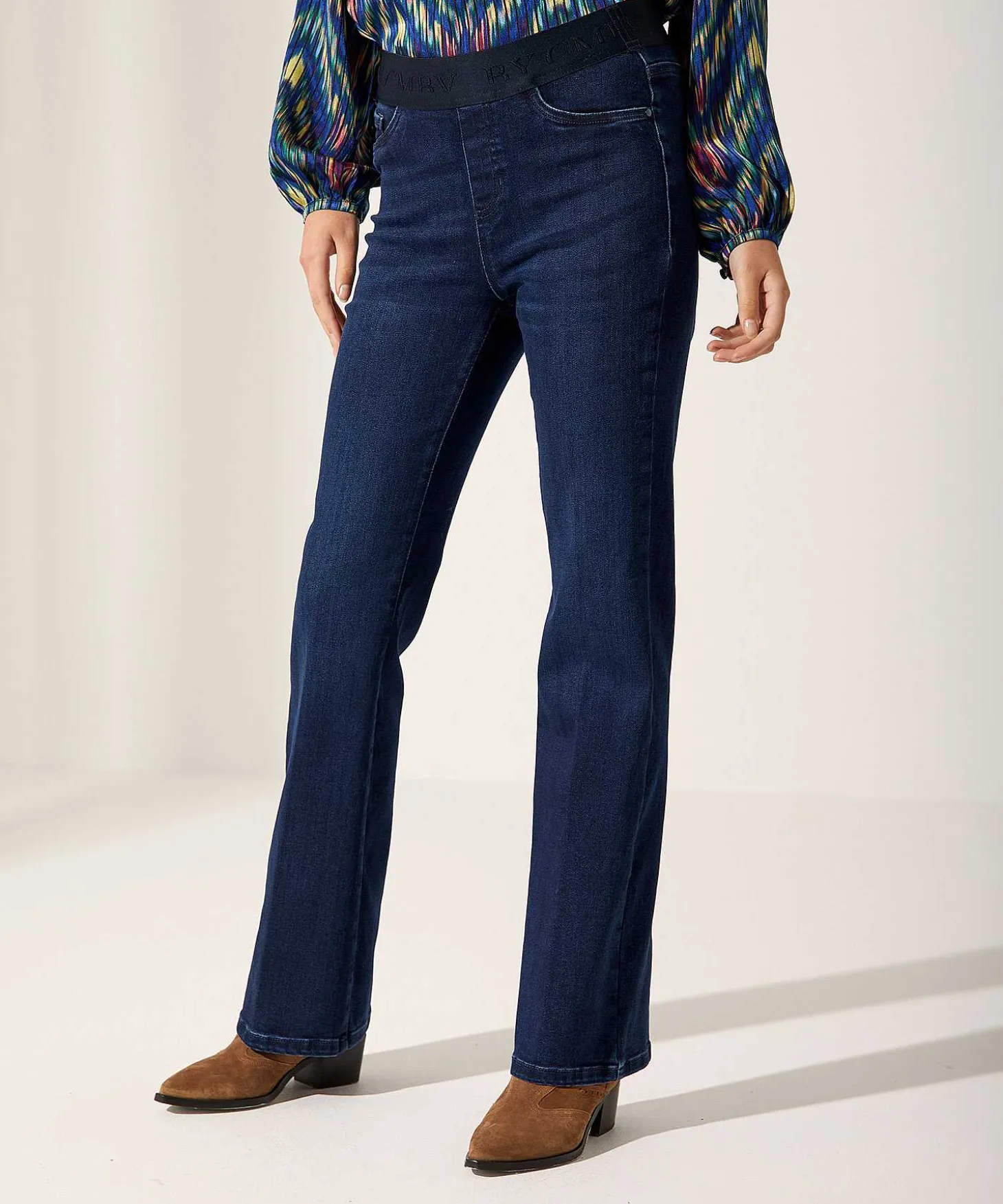 cambio_flared_jeans_tregg_1-2.webp Flared Jeans Tregging Philia*Cambio Sale
