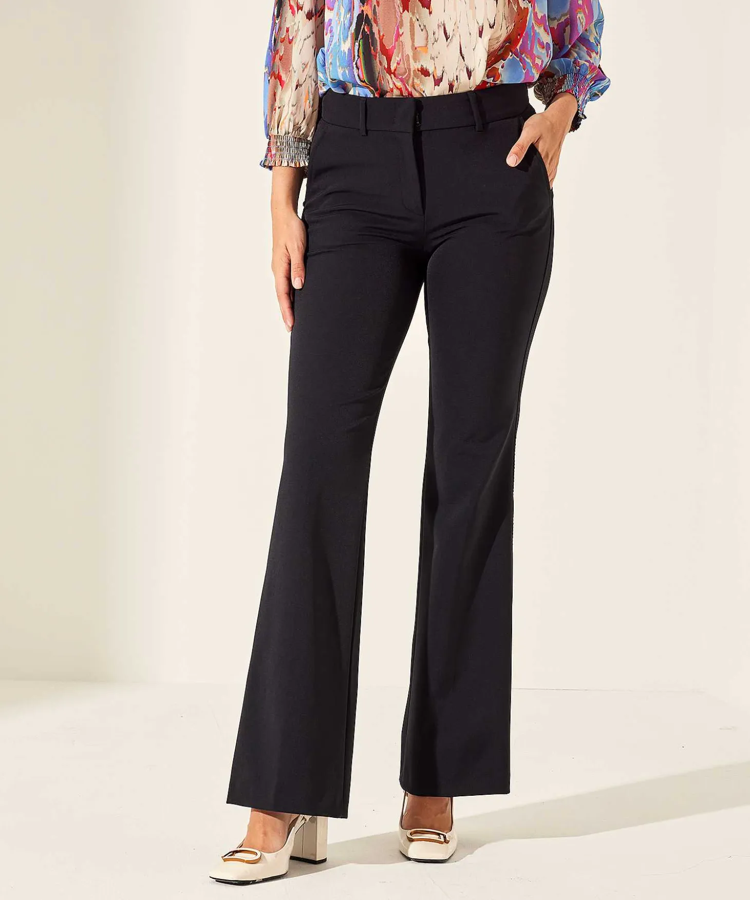 cambio_soft_techno_flared_1.webp Soft Techno Flared Trousers France*Cambio Store
