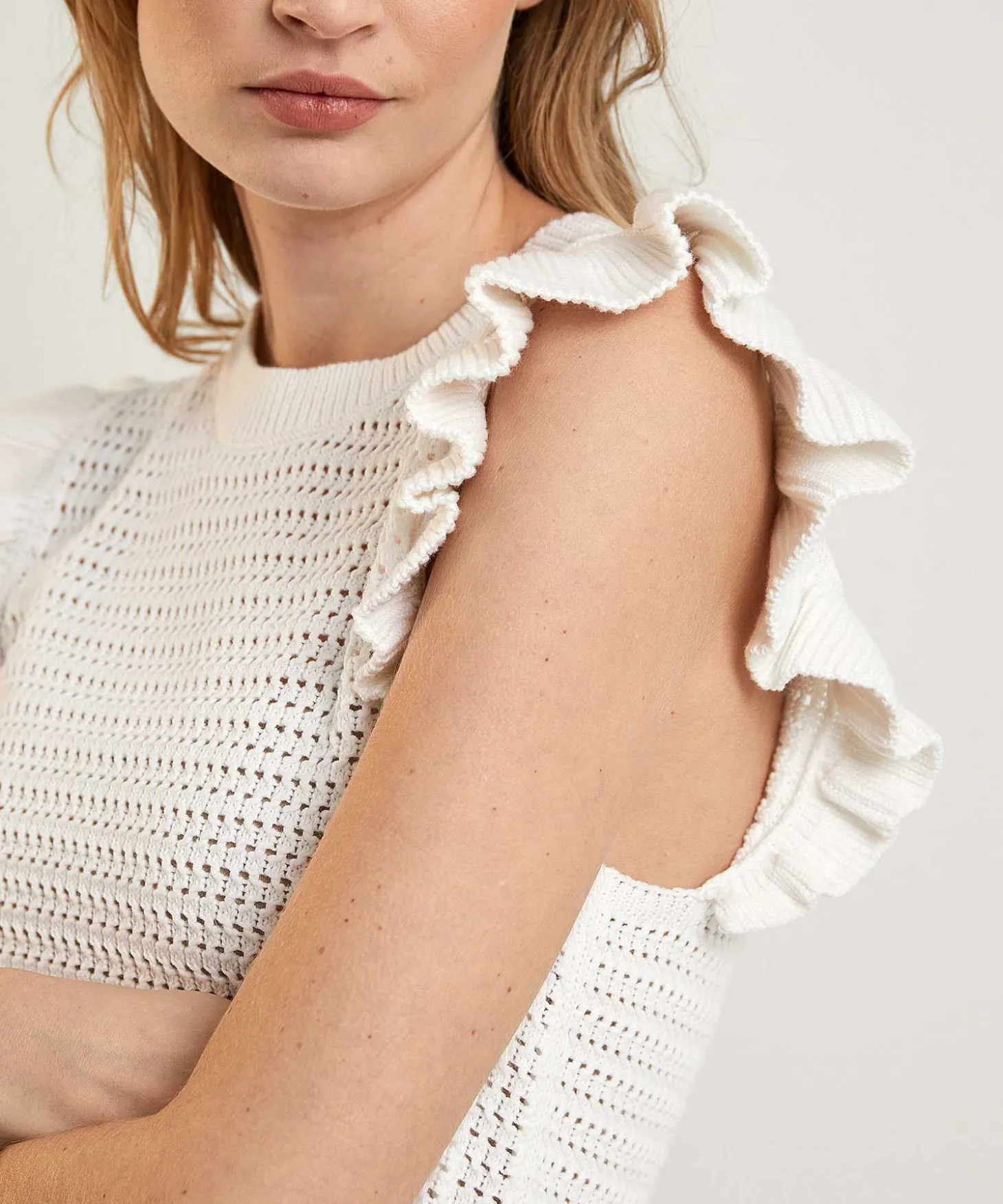 emotions_sleeveless_sweat_2.webp Sleeveless Sweater Ajour Flounce*Emotions Flash Sale