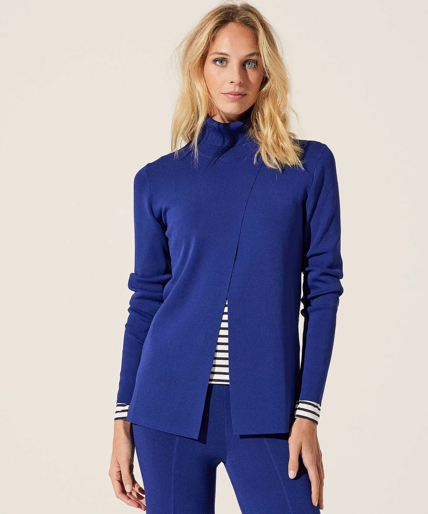 emotions_sweater_crepe_wi_3-2.webp Sweater Crepe With Wrap*Emotions New