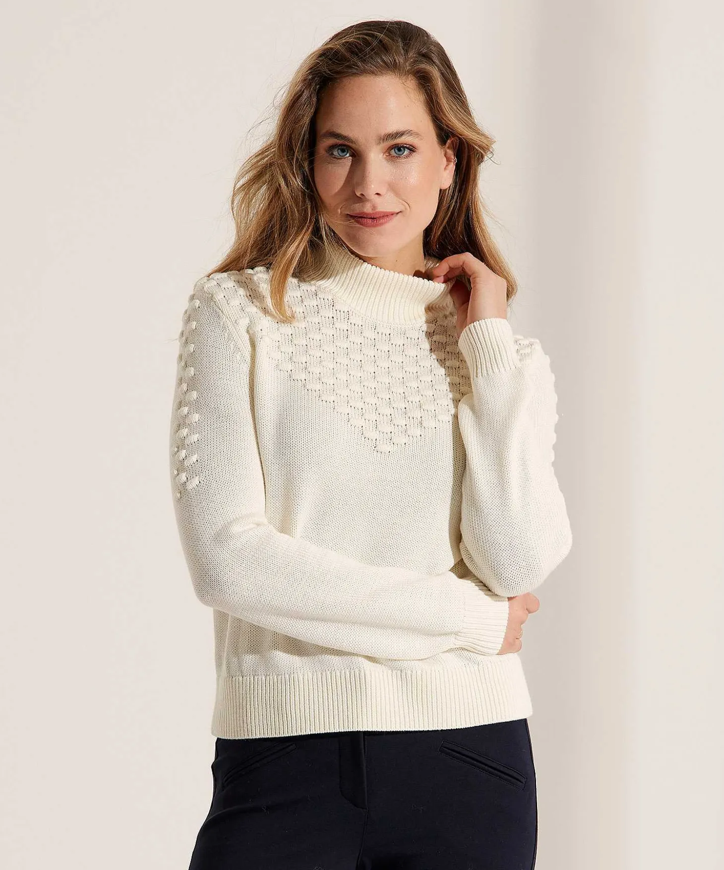 emotions_turtleneck_sweat_2.webp Turtleneck Sweater With Polka Dots*Emotions Online