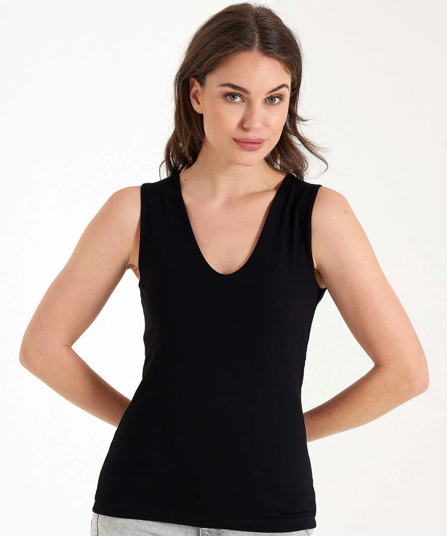 essentials_double_panel__1.webp Essentials Double Panel Singlet V-Neck** Cheap