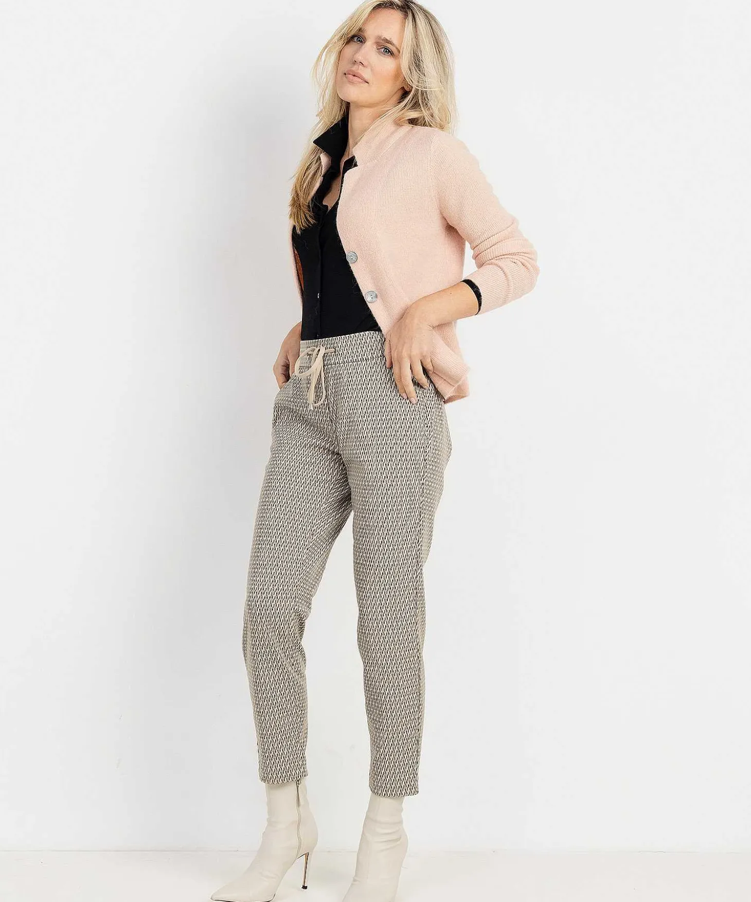 essentials_polo_blouse_j_2-3.webp Essentials Polo Blouse Jersey** Shop