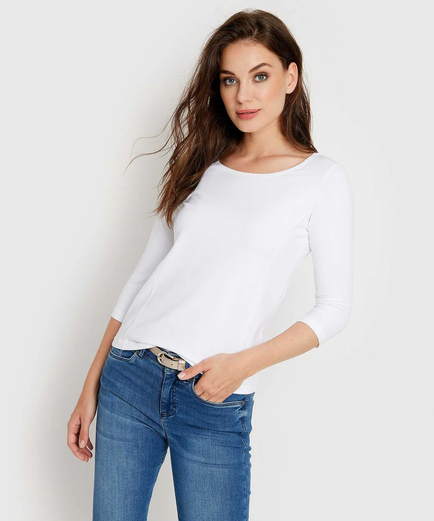 essentials_shirt_1-2.webp Essentials Shirt** Cheap