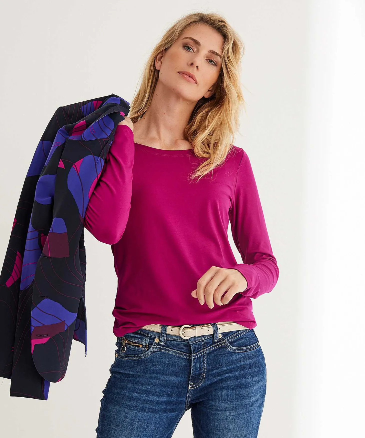 essentials_shirt_long_sl_0-3.webp Essentials Shirt Long Sleeve** Cheap