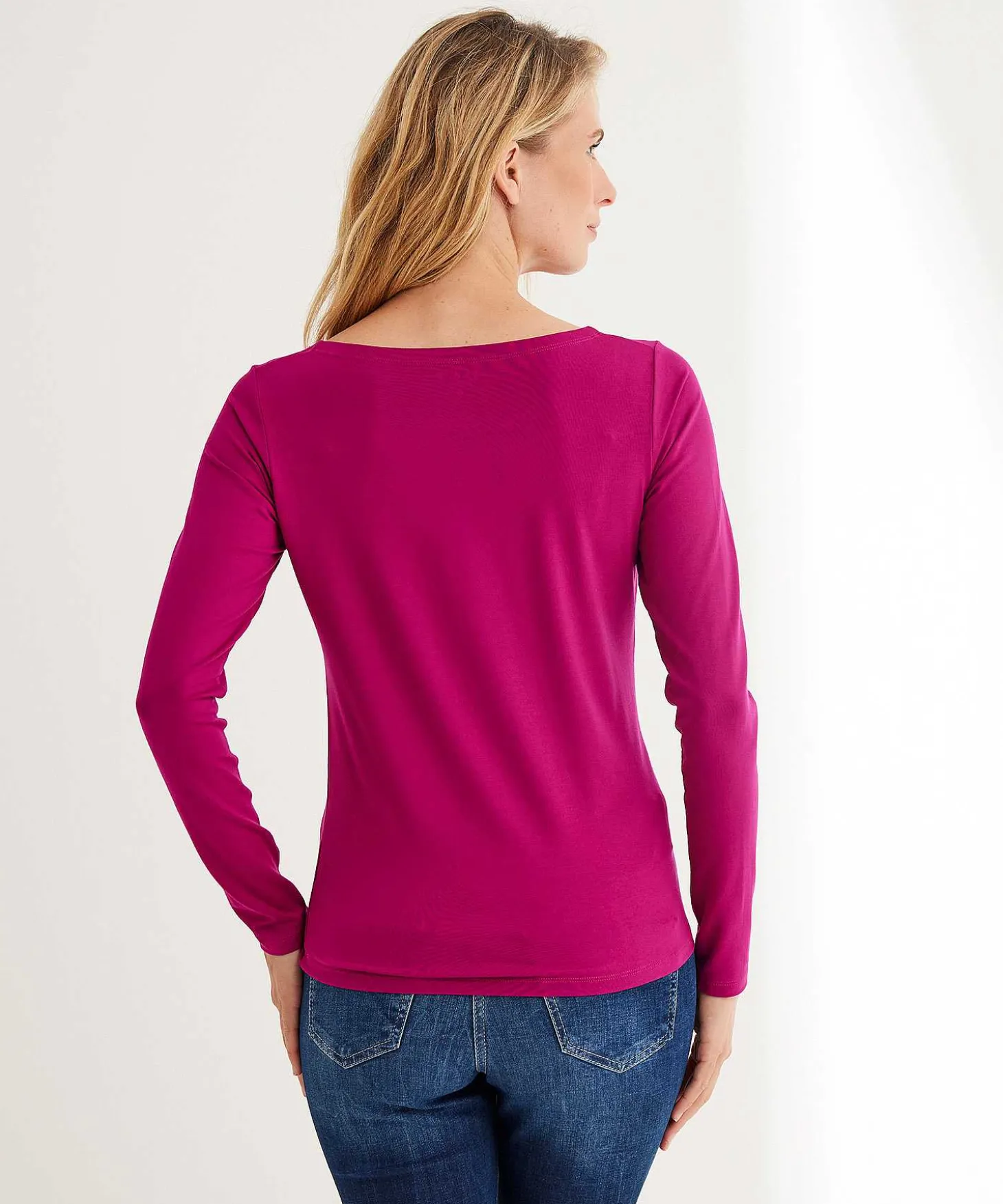 essentials_shirt_long_sl_3-2.webp Essentials Shirt Long Sleeve** Cheap