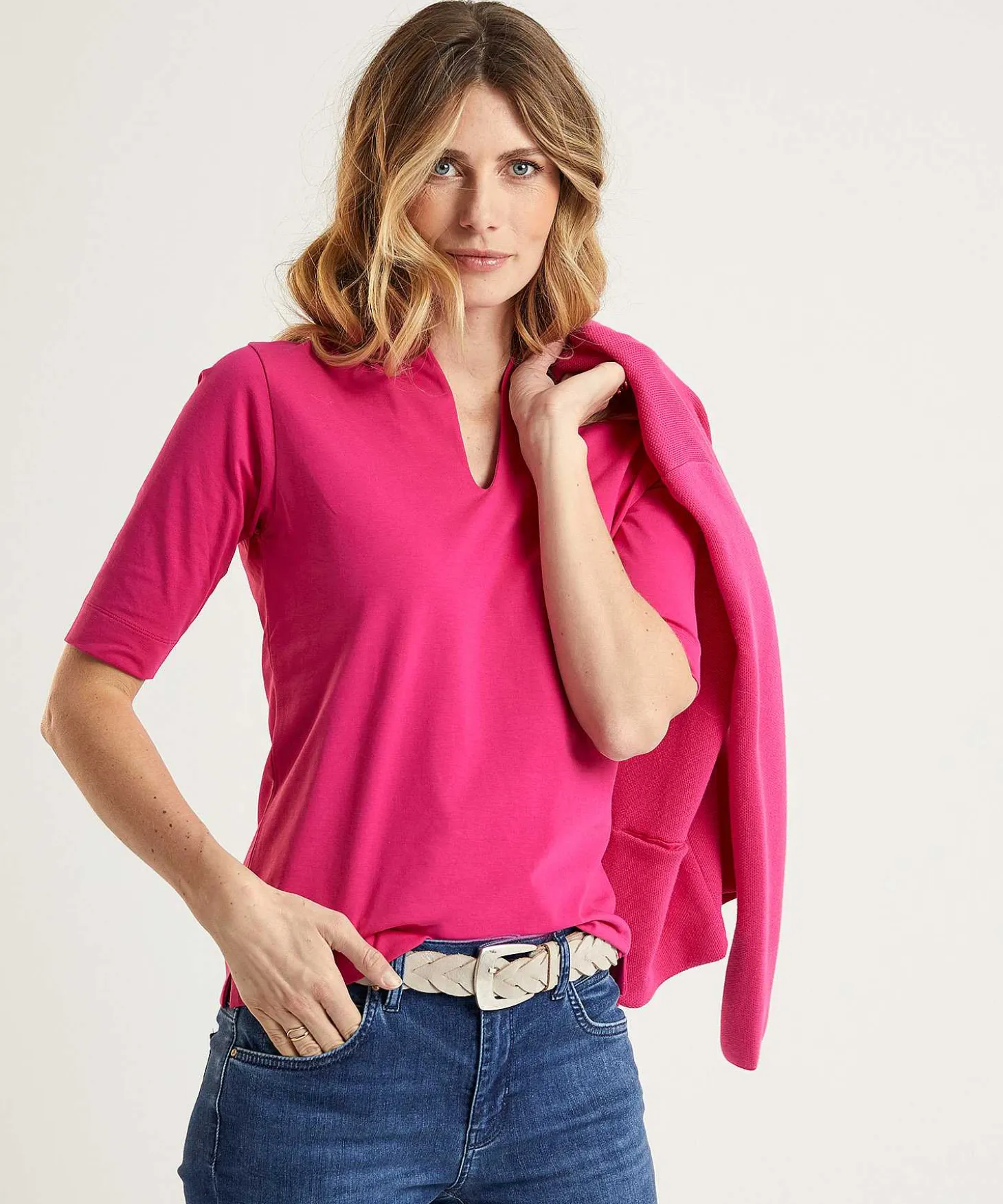 essentials_tulip_shirt_s_2-1.webp Essentials Tulip Shirt Short Sleeve** Flash Sale