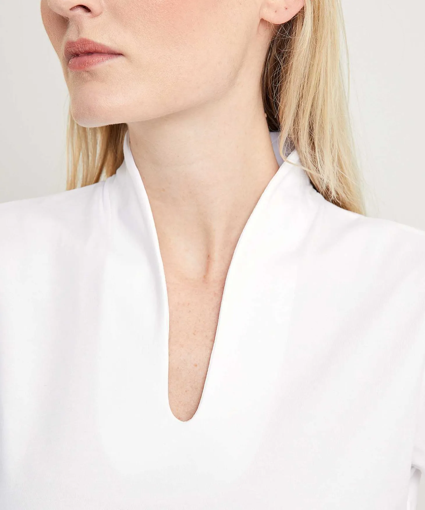 essentials_tulip_shirt_s_2-4.webp Essentials Tulip Shirt Short Sleeve** Cheap