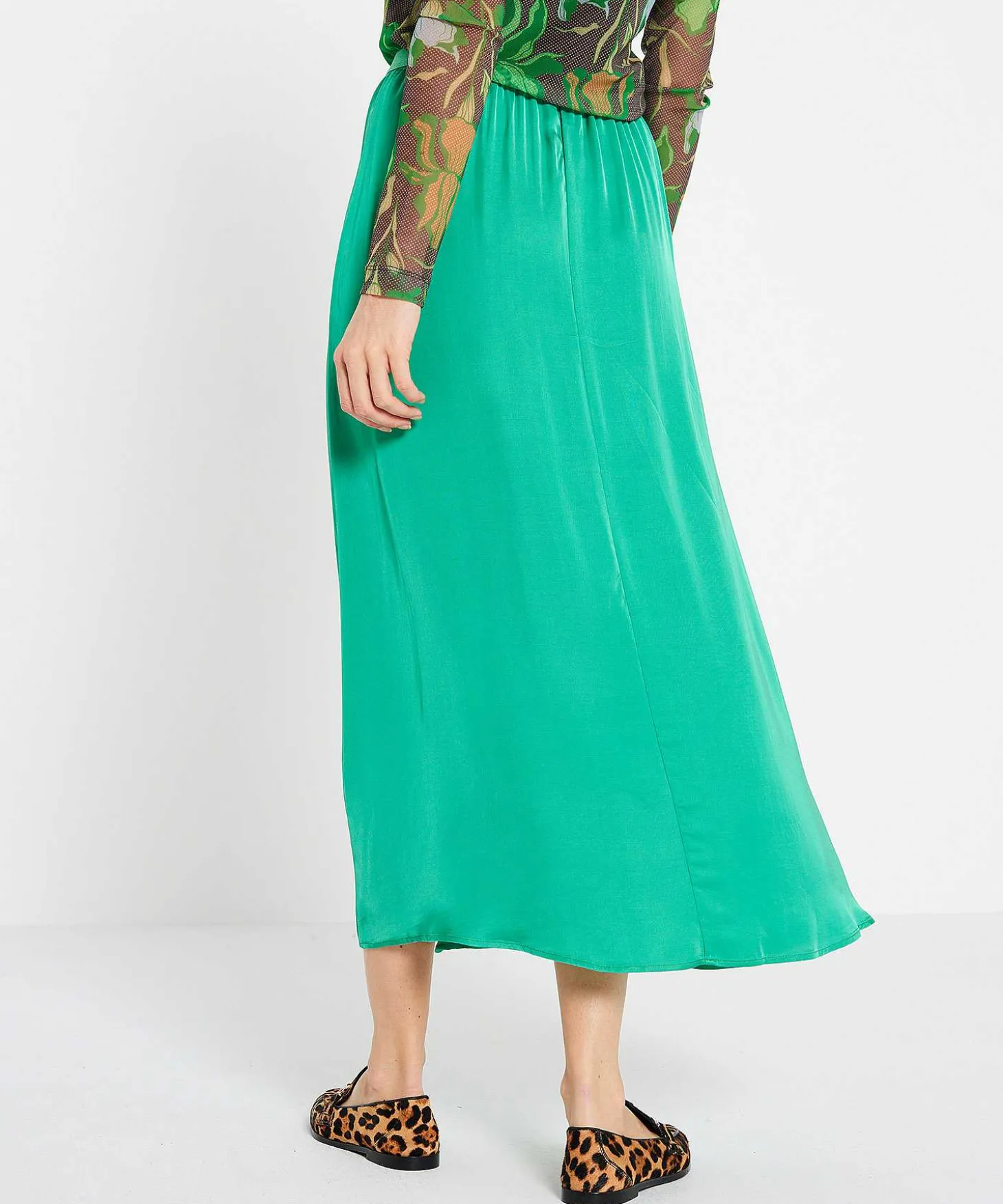 giulia_e_tu_skirt_satin_1.webp Skirt Satin*GIULIA E TU Best