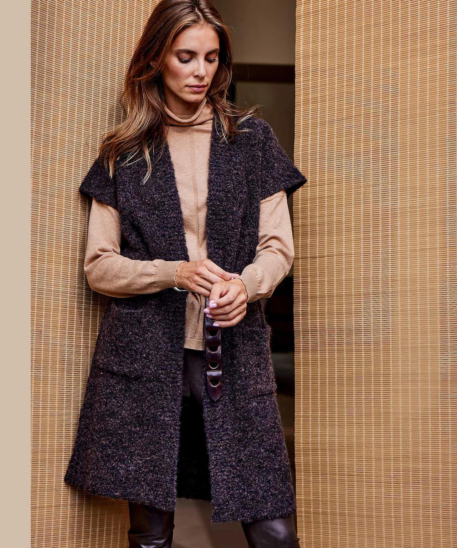 giulia_e_tu_sleeveless_ve_2.webp Sleeveless Vest Boucle*GIULIA E TU Hot