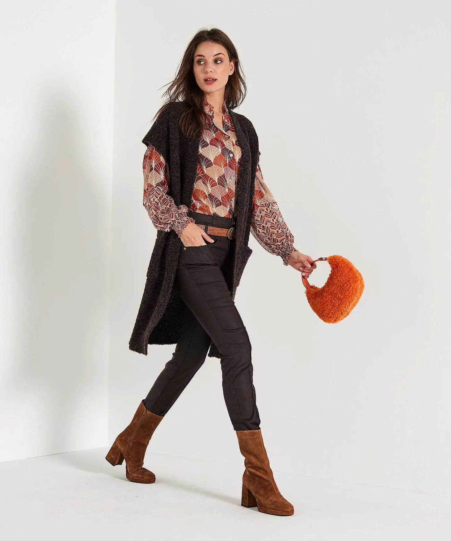 giulia_e_tu_sleeveless_ve_3.webp Sleeveless Vest Boucle*GIULIA E TU Hot