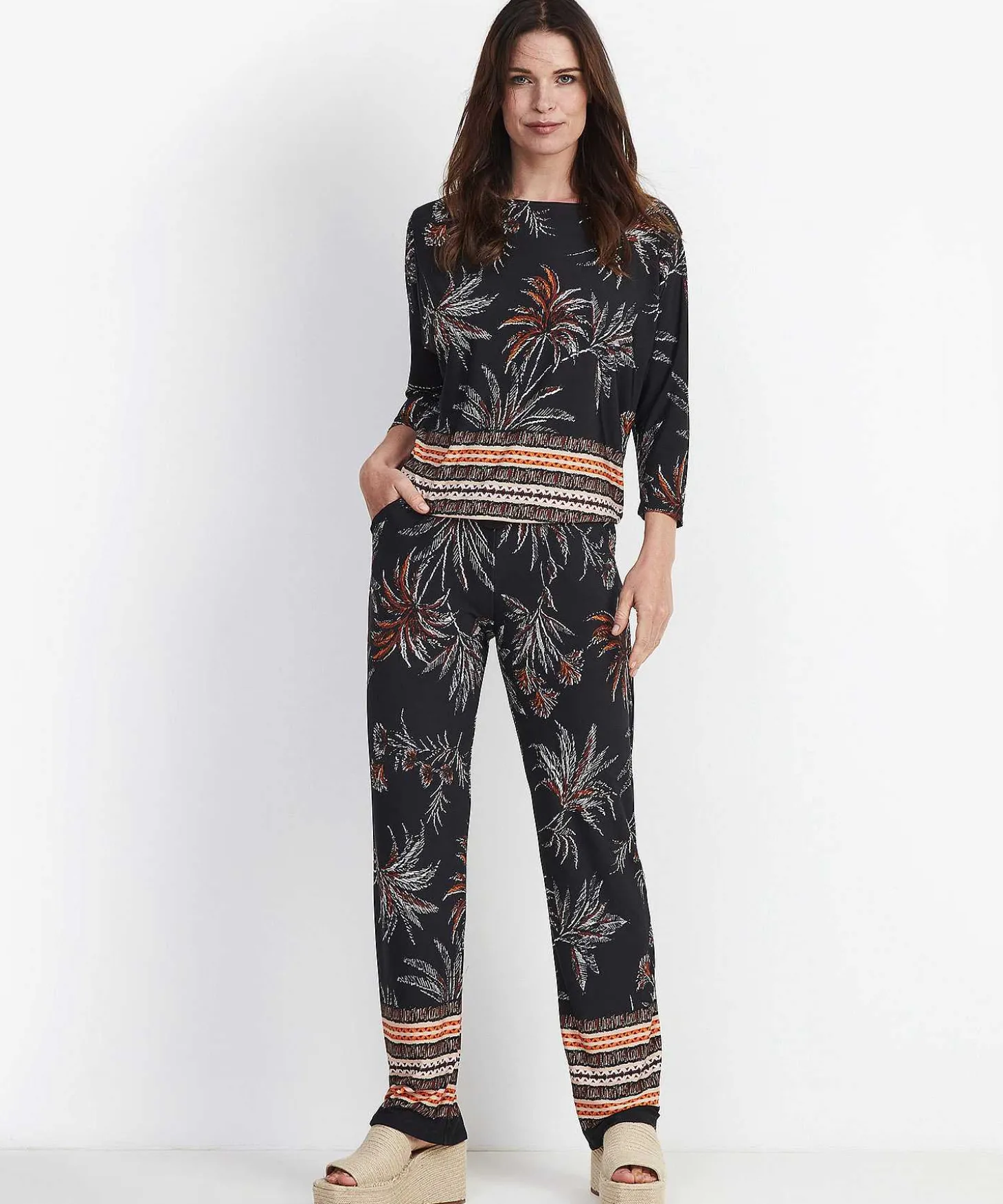 giulia_e_tu_top_leaf_prin_4.webp Top Leaf Print*GIULIA E TU Flash Sale
