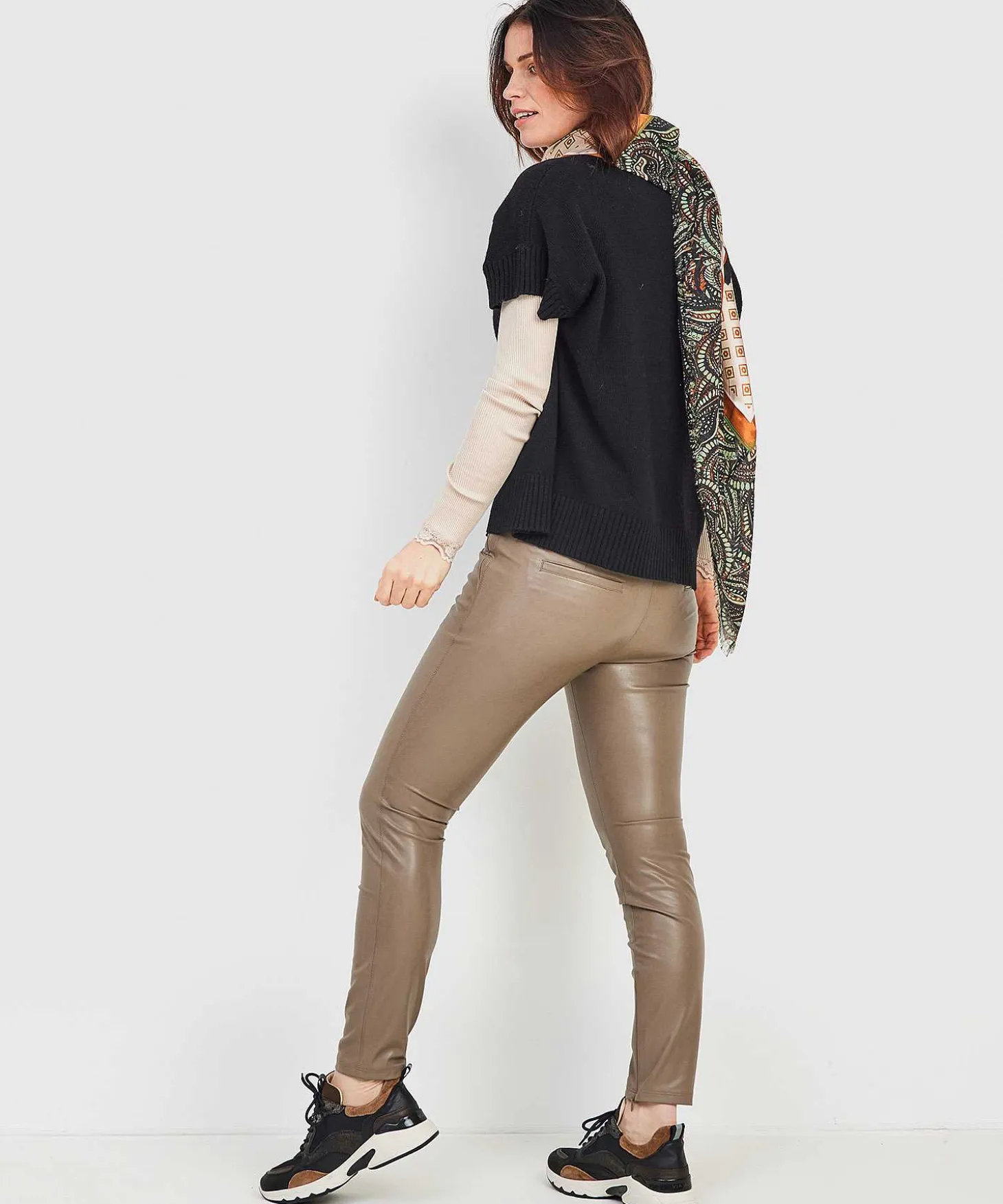 giulia_e_tu_wollen_spence_0.webp Wollen Spencer*Giulia e Tu Shop