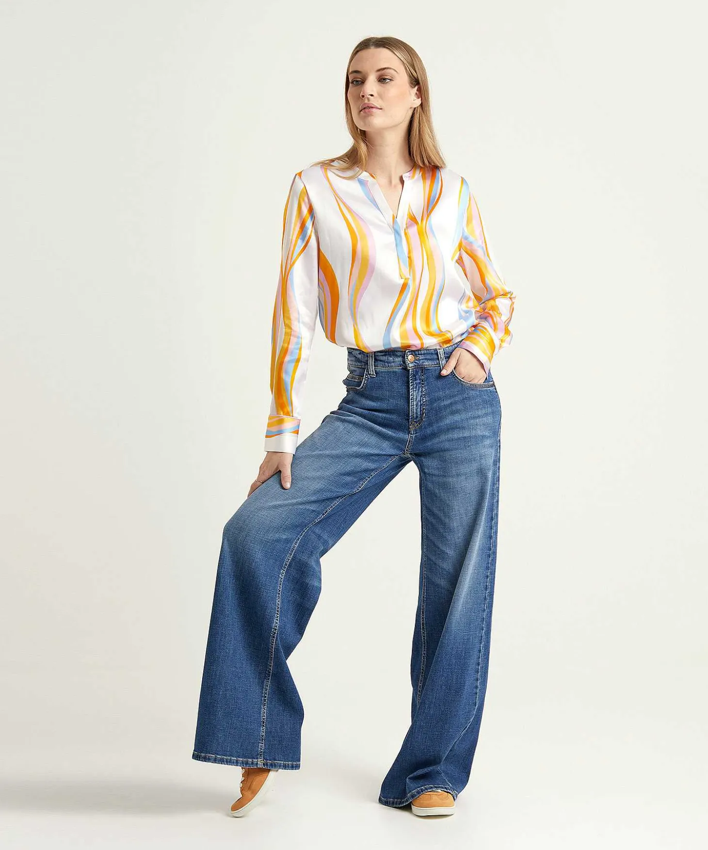 herzens_angelegenheit_blo_0-2.webp Blouse Silk Flame Print*Herzen's Angelegenheit Store