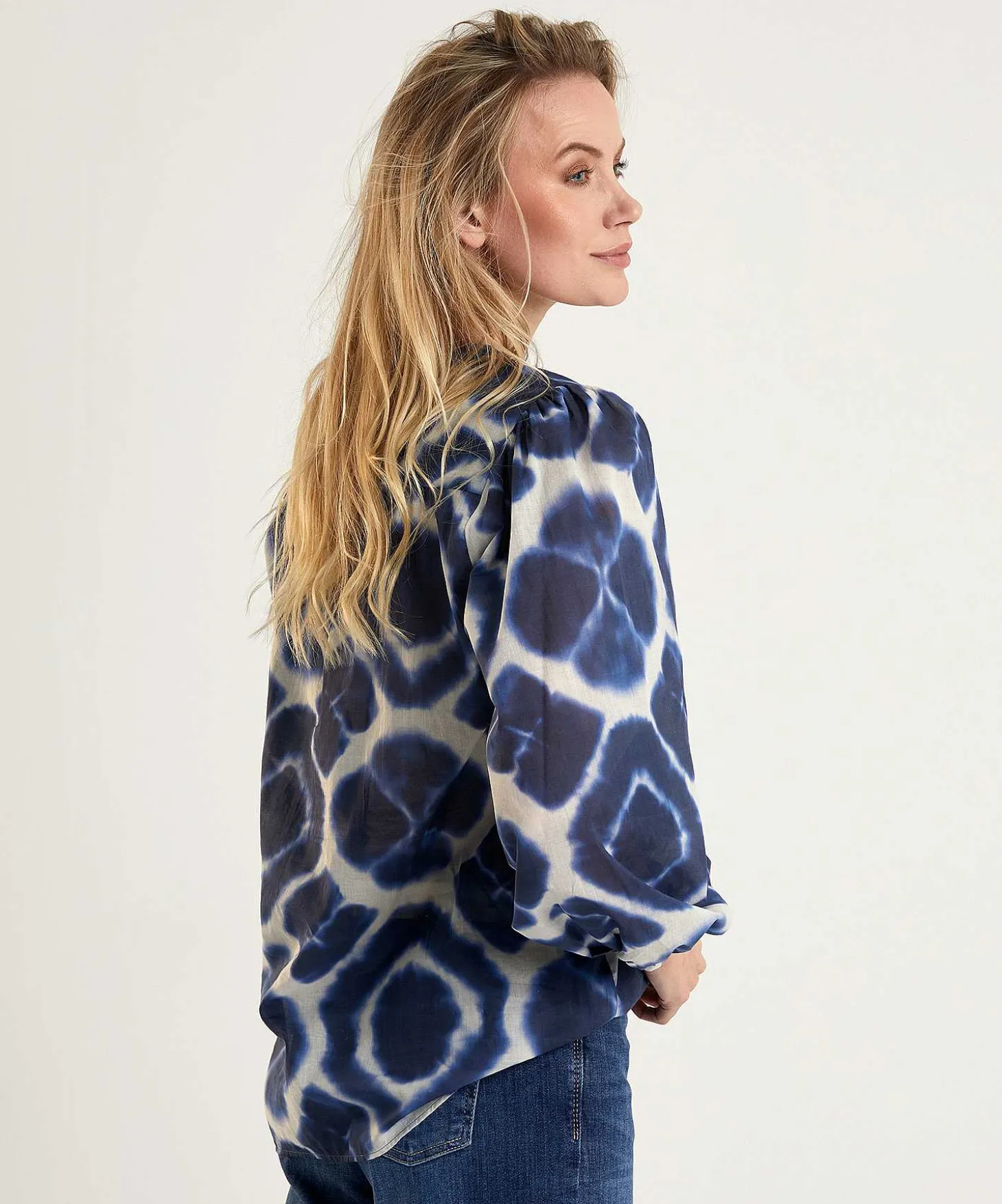 italy_blouse_batik_print_1.webp Blouse Batik Print Anni*0039 ITALY New