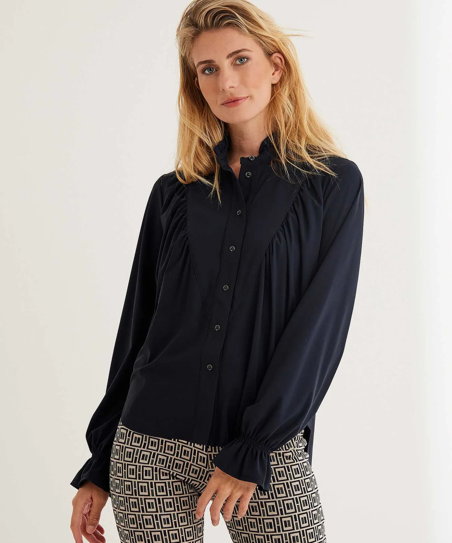 jane_lushka_blouse_travel_1.webp Blouse Travel Fabric Roberta*Jane Lushka Flash Sale