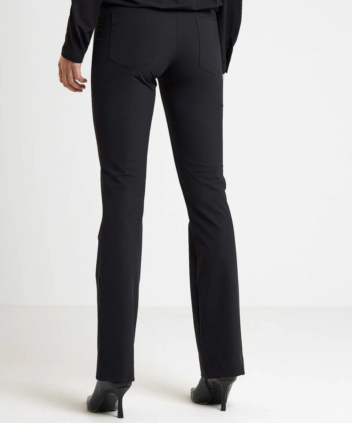 japan_tky_flared_pants_tr_0.webp Flared Pants Travel Fabric Zaya*Japan TKY Flash Sale