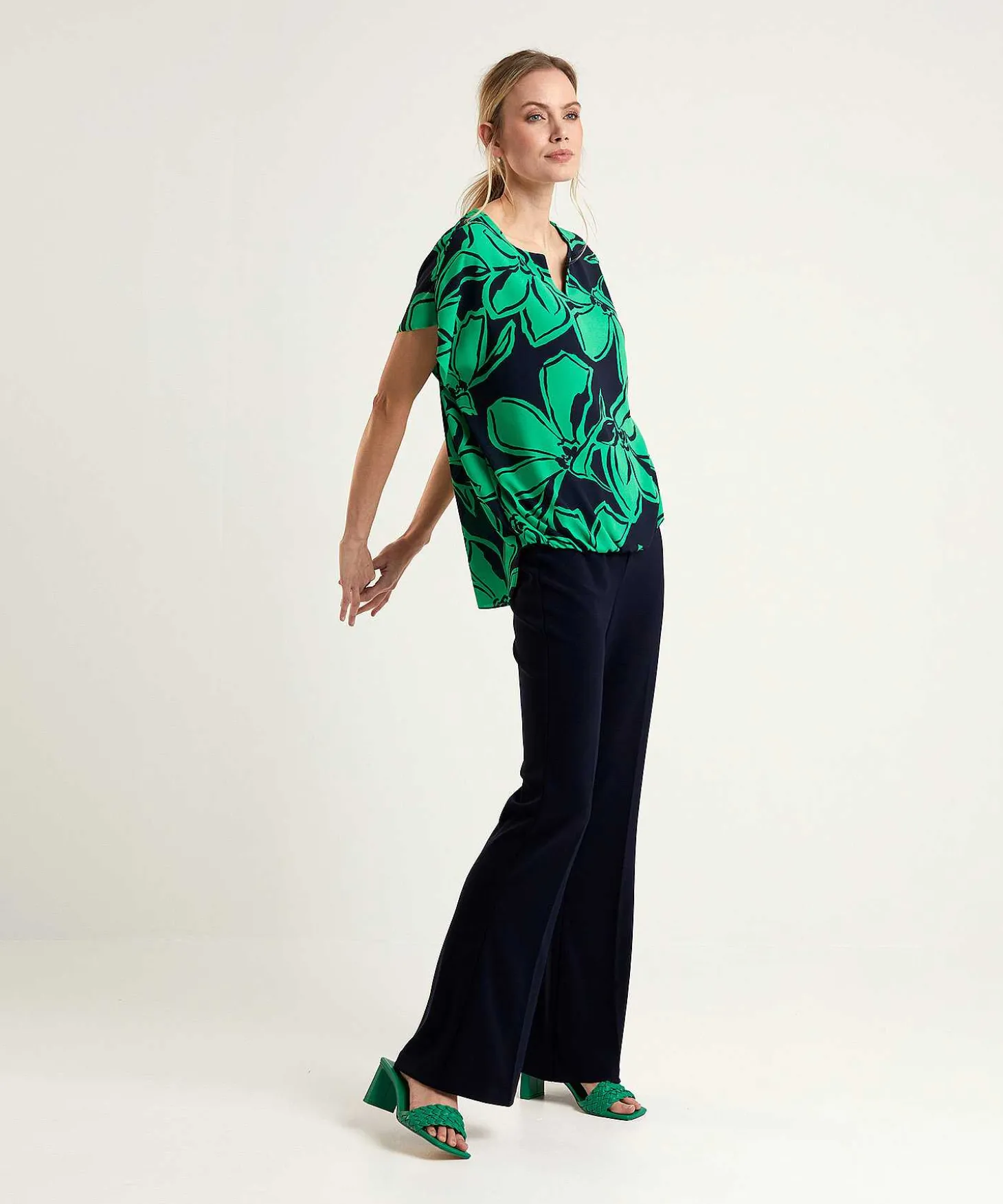 joseph_ribkoff_blouse_flo_2.webp Blouse Floral Print*Joseph Ribkoff Sale