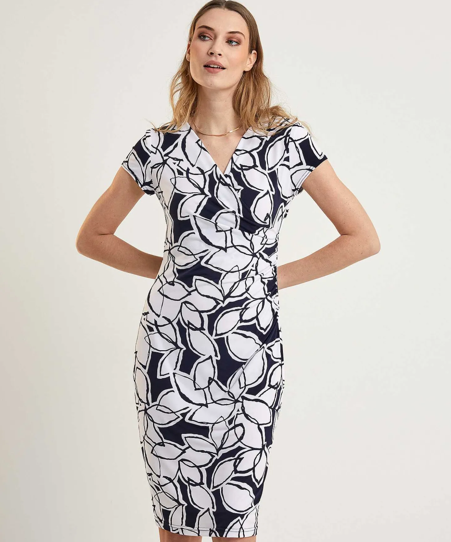 joseph_ribkoff_dress_leaf_1.webp Dress Leaf Print*Joseph Ribkoff Cheap