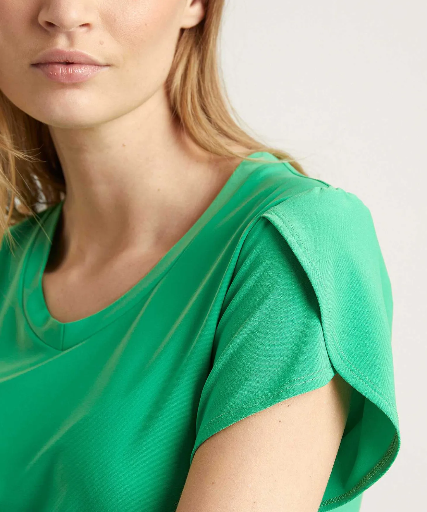 joseph_ribkoff_shirt_wrap_2.webp Shirt Wrap Sleeve*Joseph Ribkoff Shop