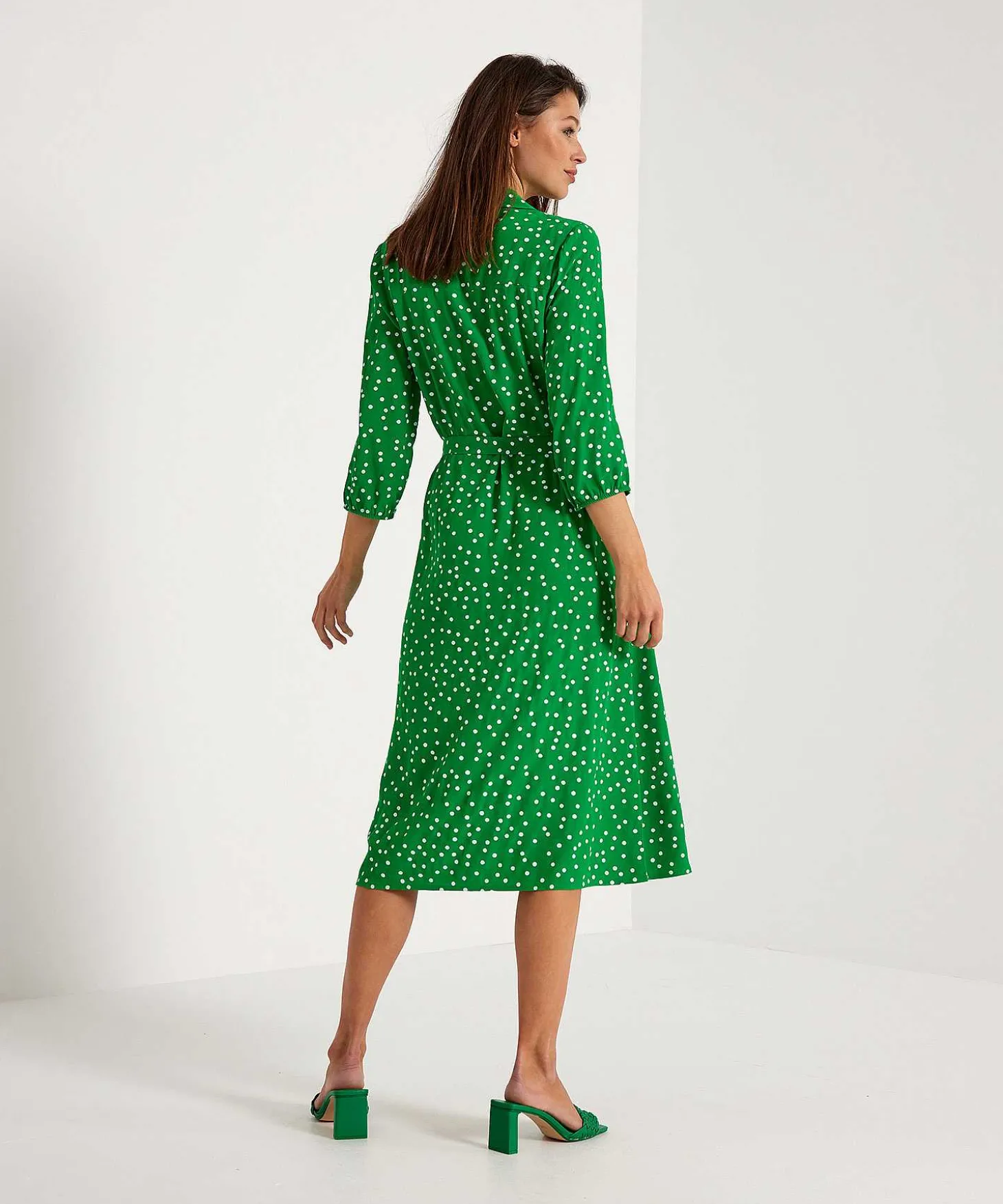 kyra_button_down_dress_do_0.webp Button Down Dress Dot Print Raquel*KYRA Fashion