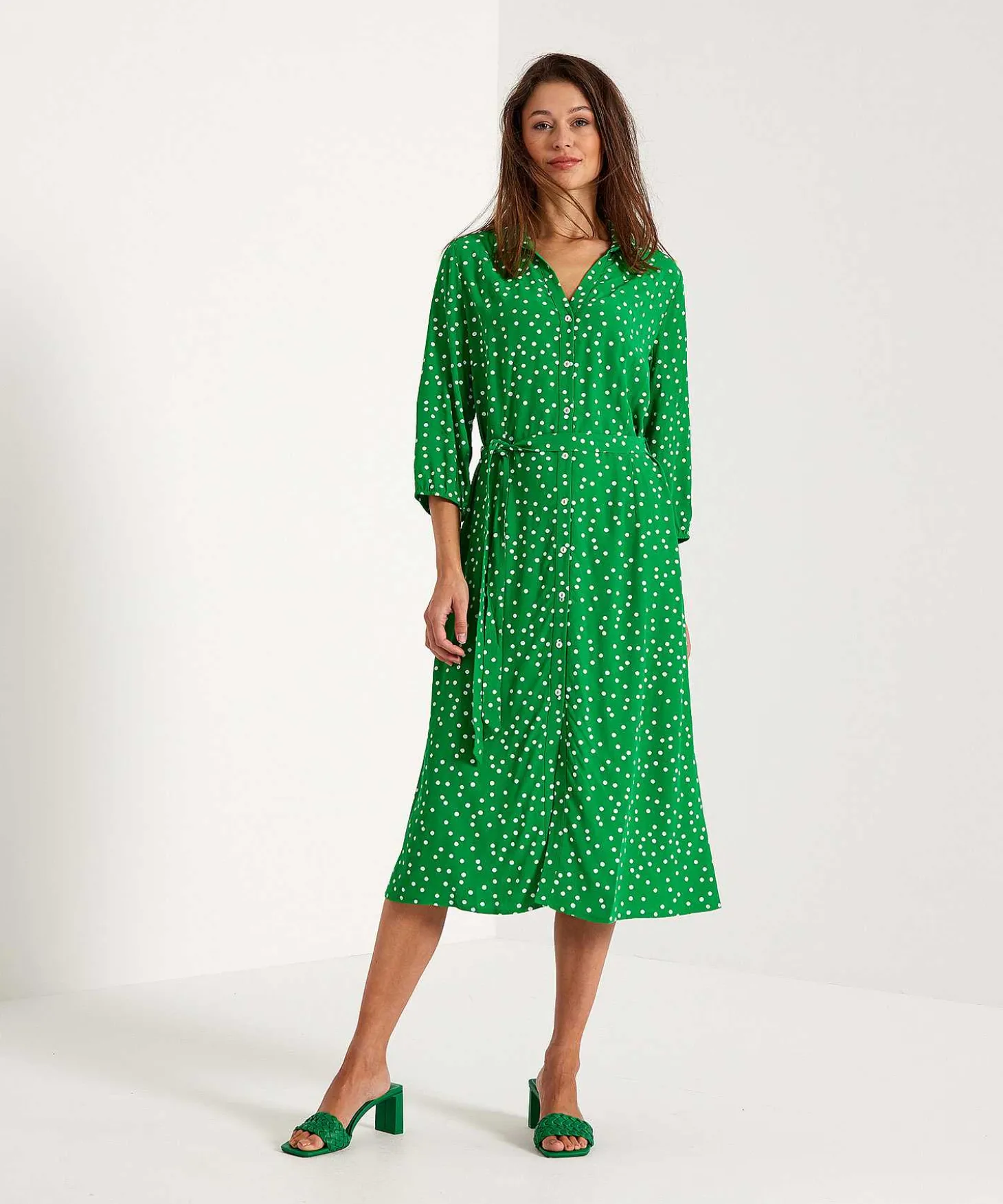 kyra_button_down_dress_do_1.webp Button Down Dress Dot Print Raquel*KYRA Fashion