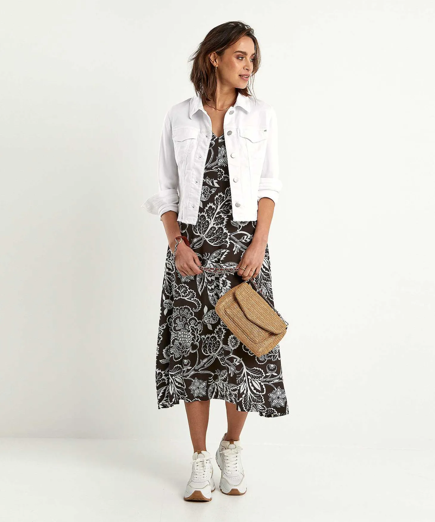 kyra_dress_flower_print_e_1.webp Dress Flower Print Ellen*KYRA Shop