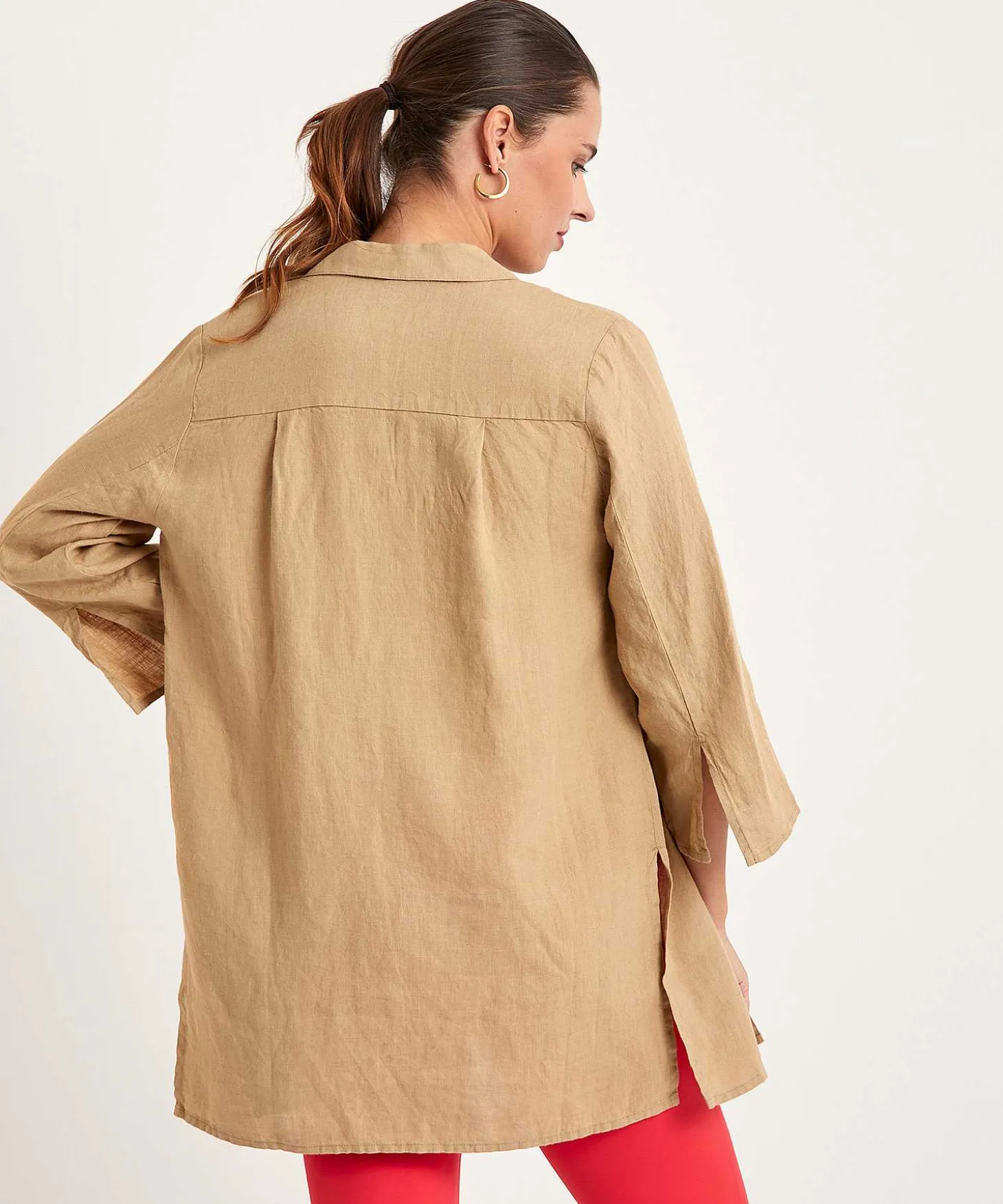 kyra_linen_tunic_blouse_l_3-4.webp Linen Tunic Blouse Liza*KYRA Store