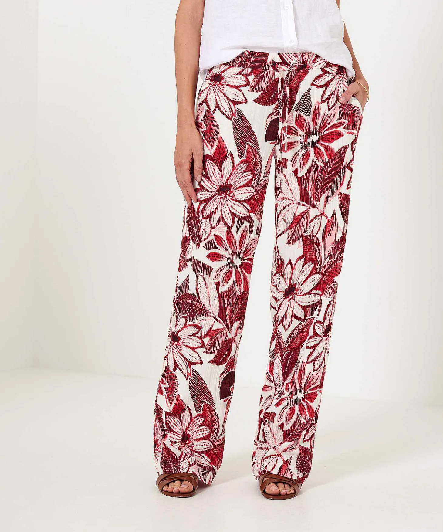 kyra_pants_red_flower_lin_0.webp Pants Red Flower Linza*KYRA Store